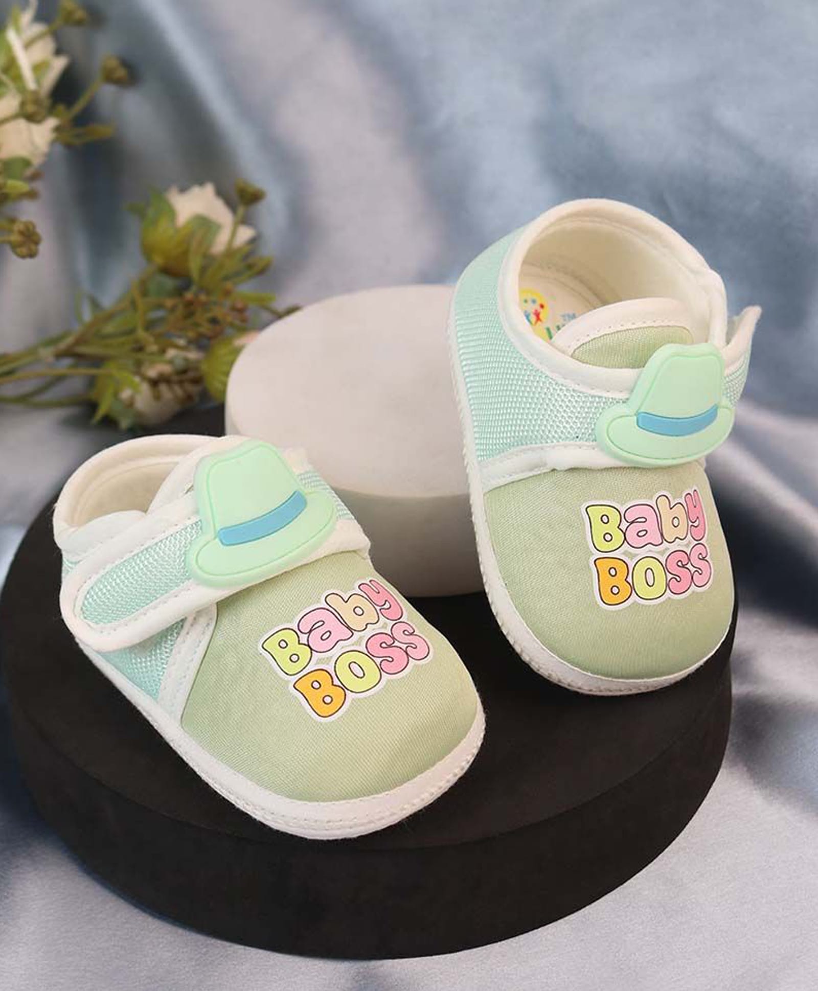 KIDSUN Baby Boss Text Printed Velcro Closure Booties - Green-image-11