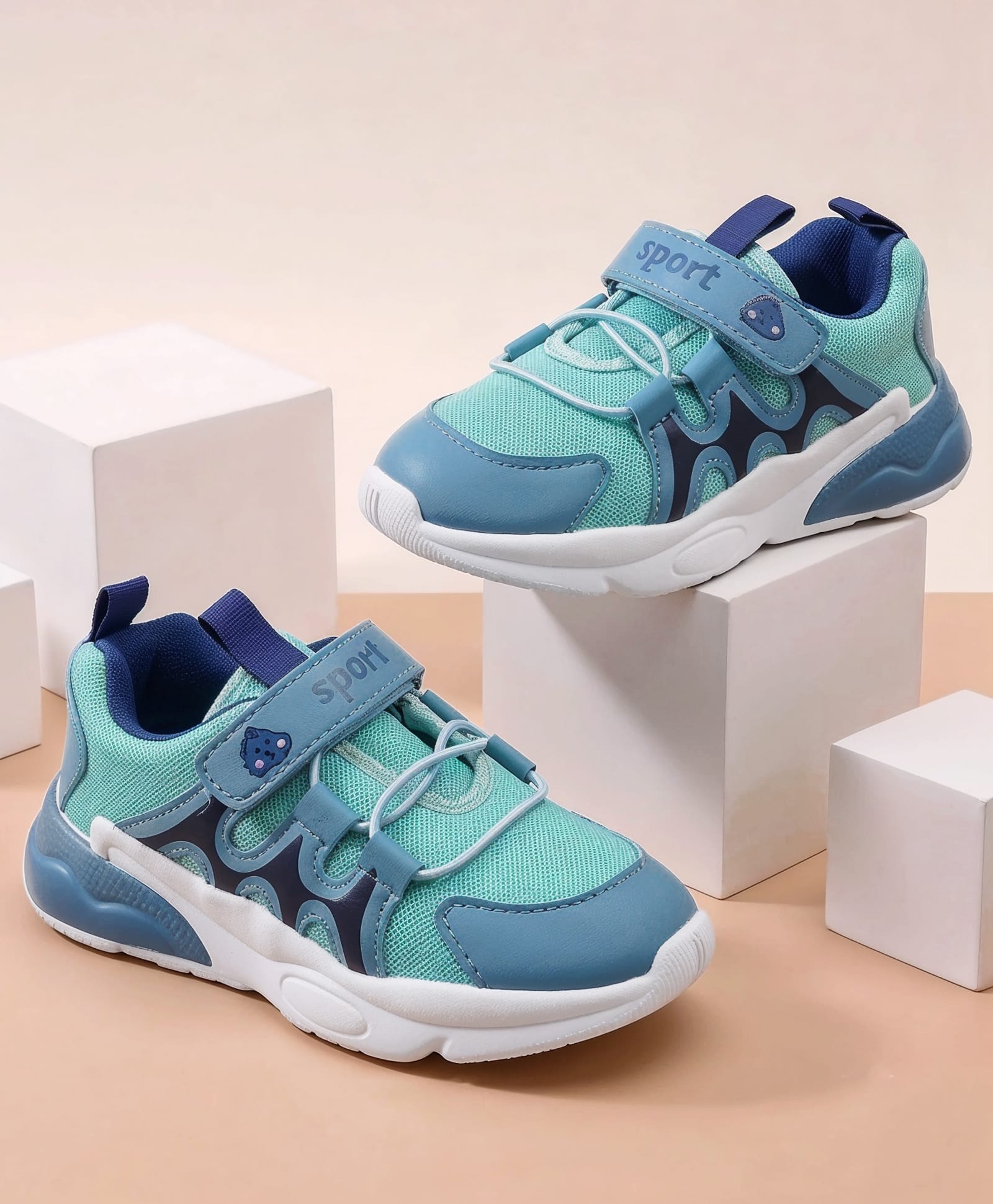 Cute Walk by Babyhug Velcro Closure Solid Sneakers - Blue-image-12