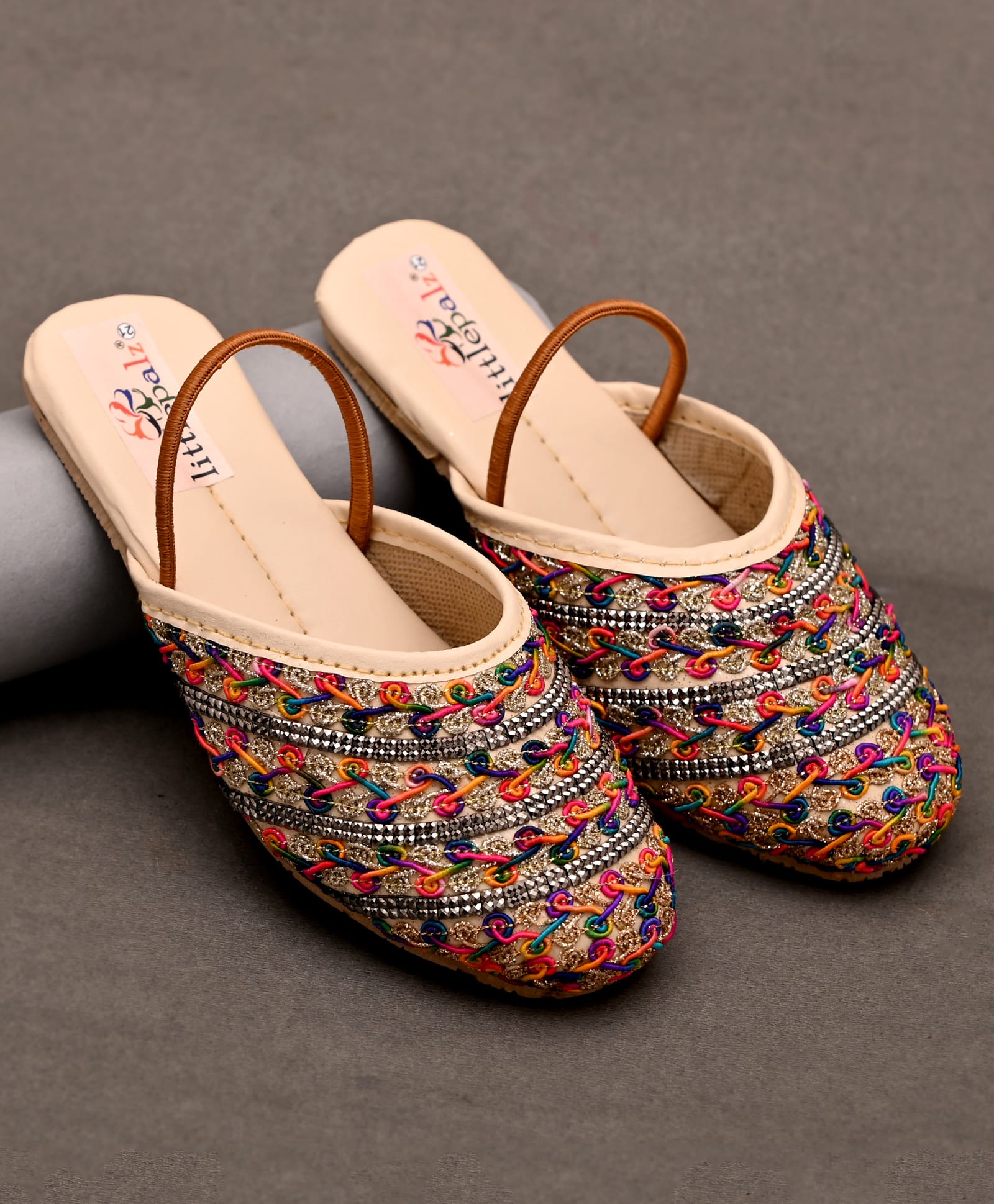 Little Palz Stone Embellished Shimmer Threadwork Detailed Sandals - Cream & Multi Colour-picture-14