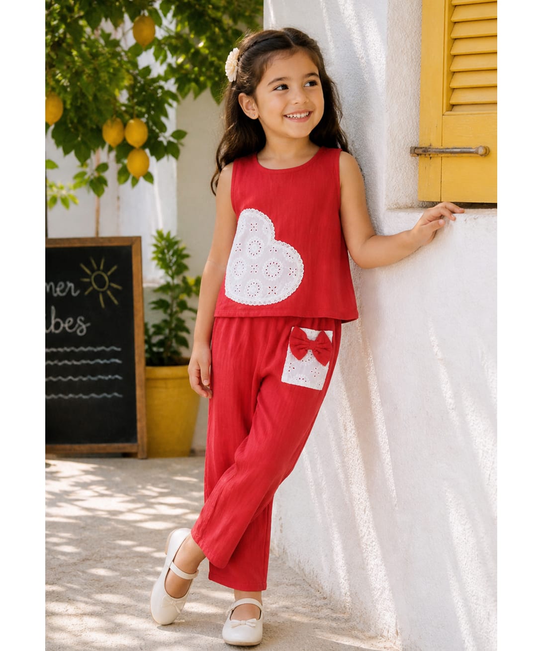 Qvink Cotton Woven Sleeveless Heart Patch Detailed Top & Pants Set - Red-picture-15