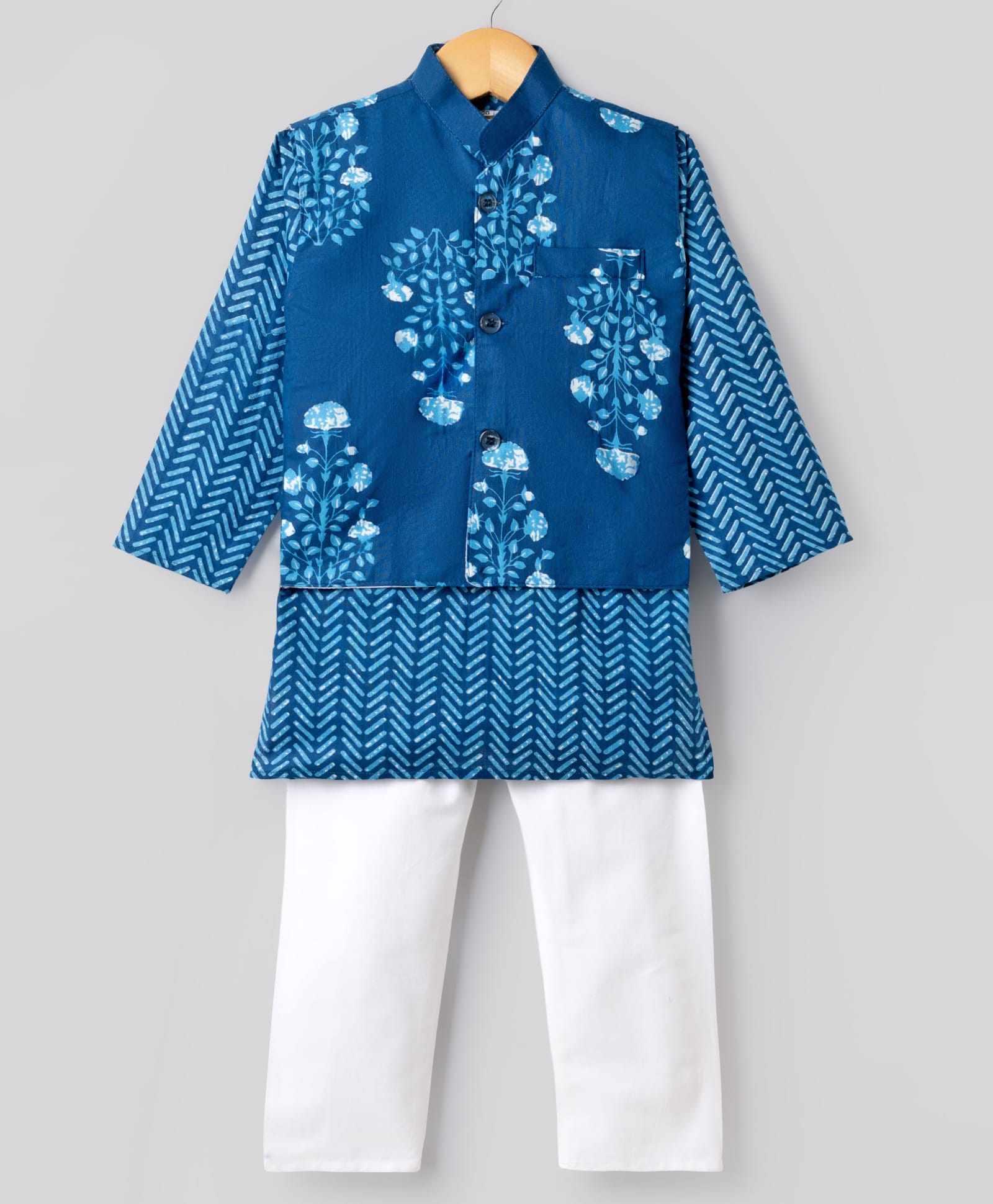Teentaare Cotton Woven Full Sleeves Kurta & Pyjama Set With Floral Printed Jacket - Blue-picture-11