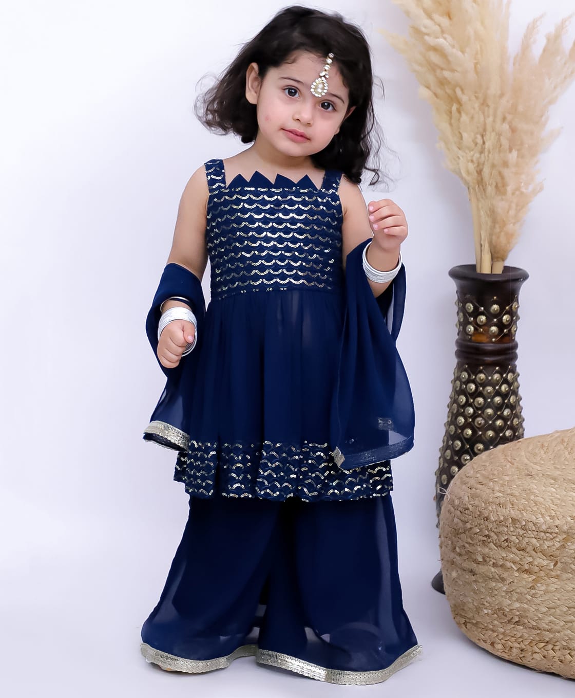 Titrit Georgette Woven Sleeveless Sequin Embellished Kurti & Palazzo With Dupatta Set - Green-picture-6