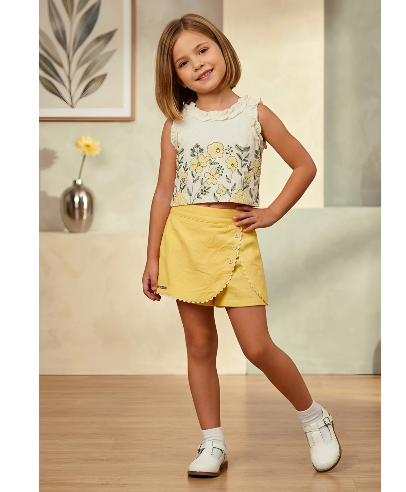 Lei-Chie Cotton Blend Woven Floral Embroidered Sleeveless Top & Skorts - Yellow-picture-26
