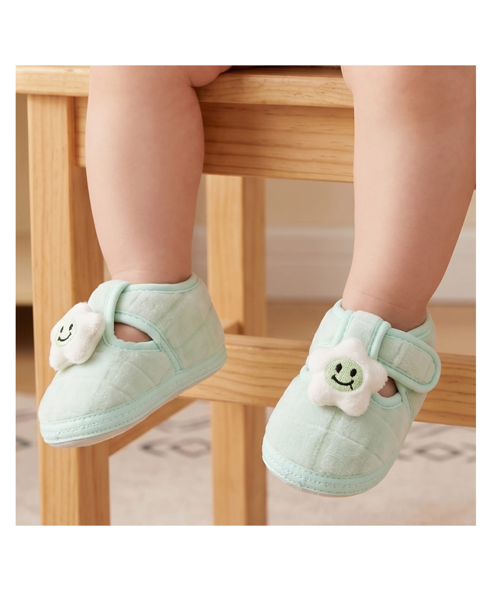 Neska Moda Star Applique Detailed Velcro Closure Booties - Green-image-41