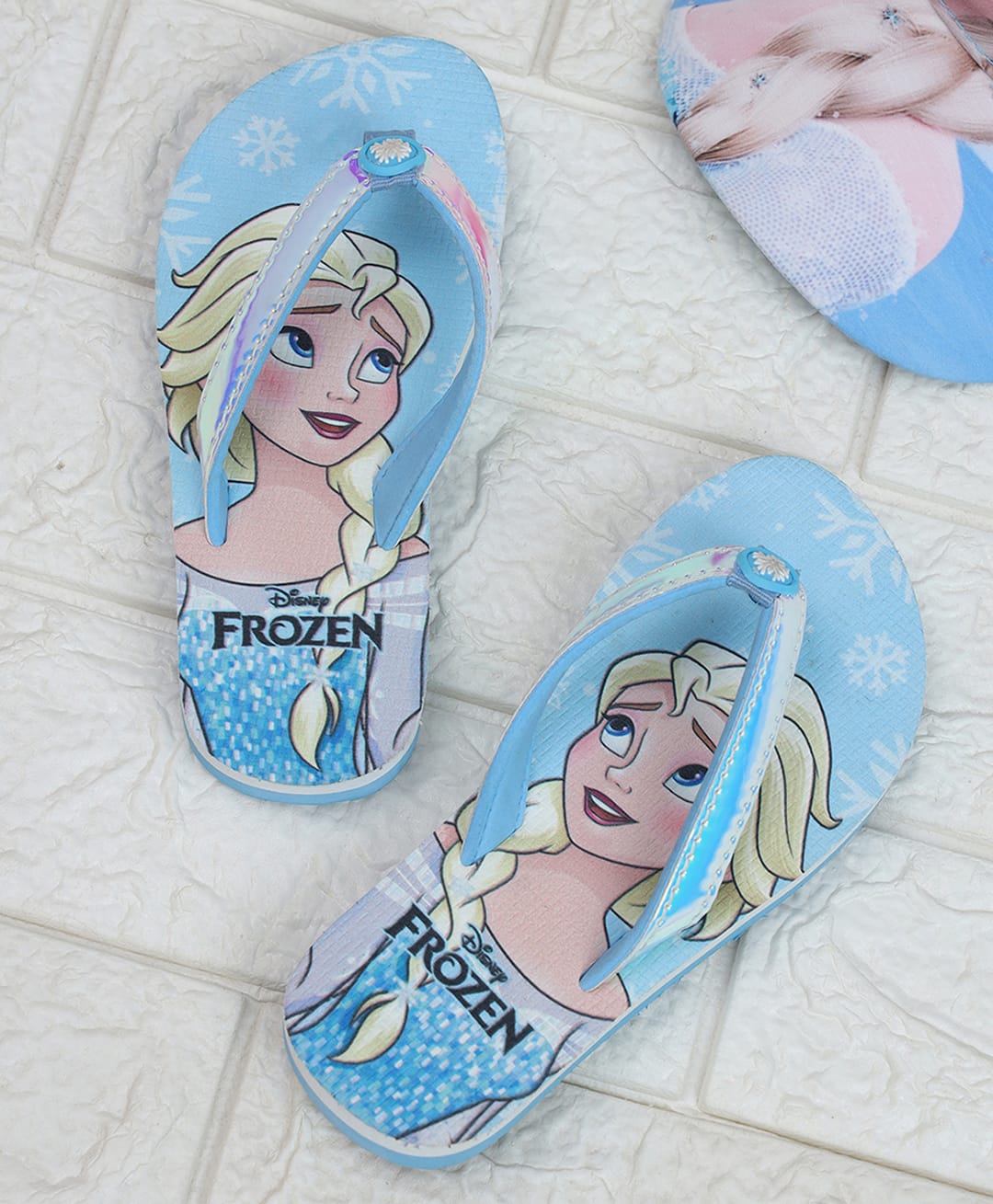 Kidsville Disney Frozen Featuring Elsa Printed Flip Flops - Blue-image-37