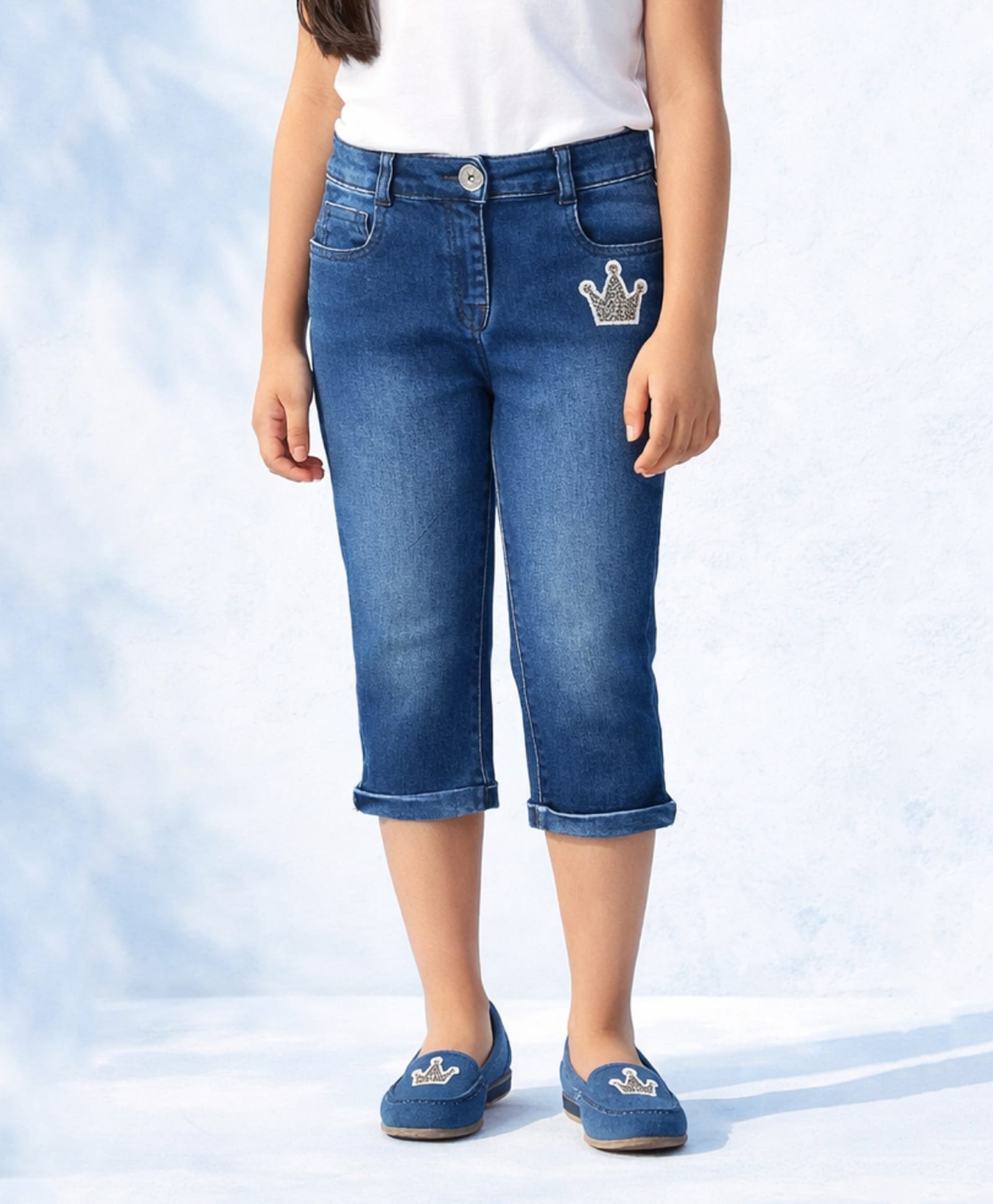 Tiny Girl Denim Woven Crown Patch Detailed Washed Jeans - Dark Blue-picture-16