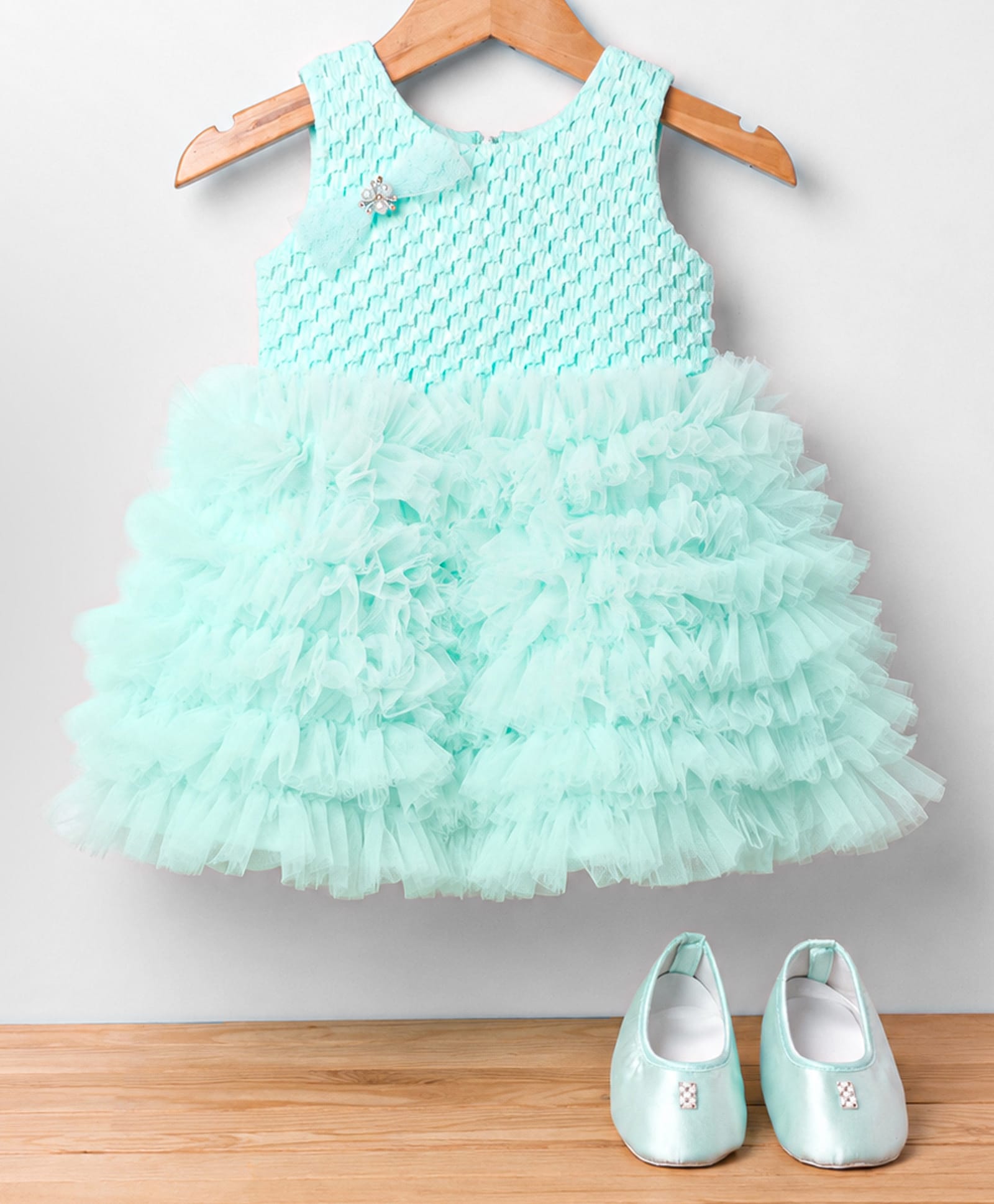 Blabber Sleeveless Pearl & Stone Embellished Bow Applique & Ruffle Detailed Knee Length Dress With Booties - Sea Green-image-47