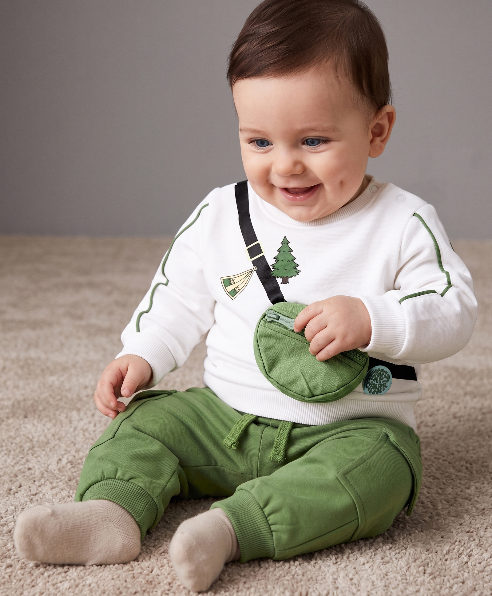 Babyoye 100% Cotton Terry Knit 3 Thread Heavy Gauge Full Sleeves Winter Wear Suit - White & Green-picture-2