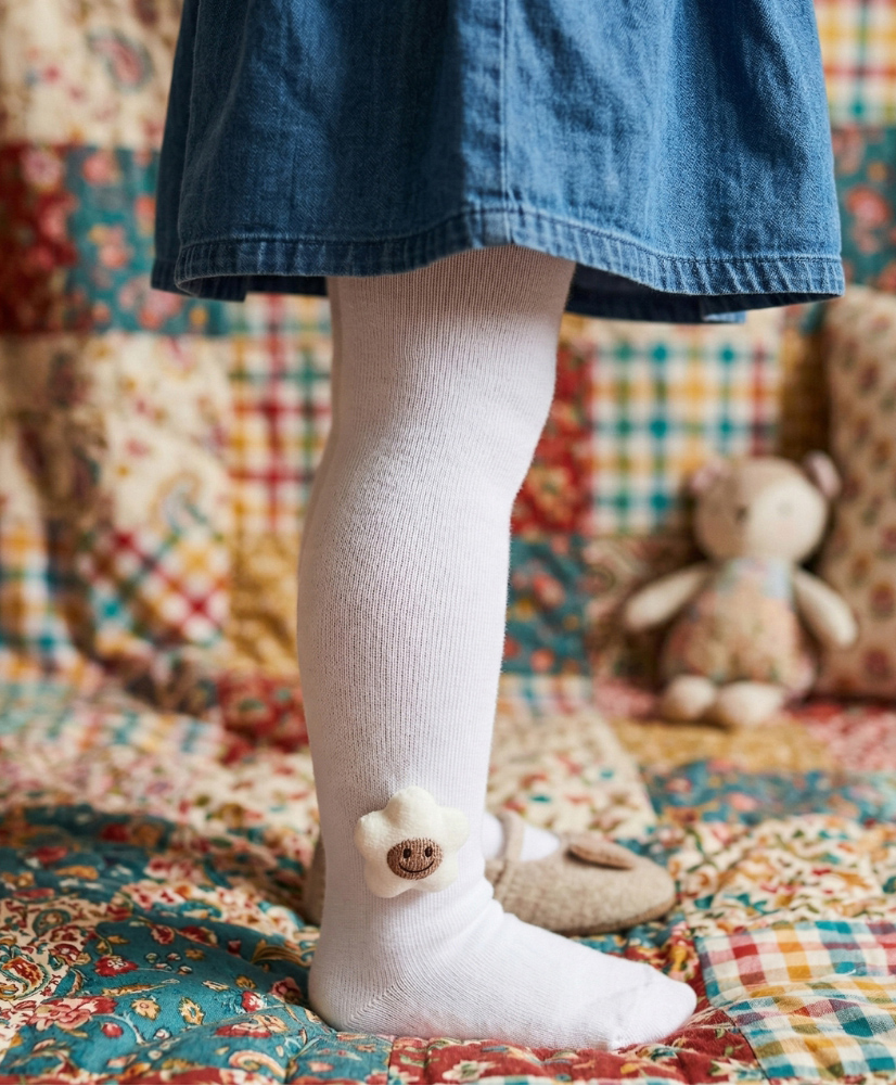 Neska Moda Cotton Spandex Knit Floral Applique Detailed Socks - White-picture-5