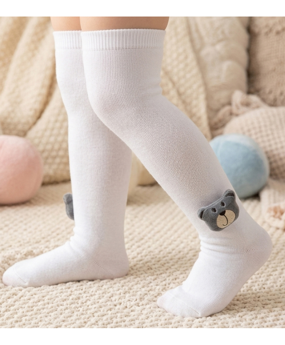 Neska Moda Cotton Spandex Knit Bear Applique Detailed Socks - White-picture-4