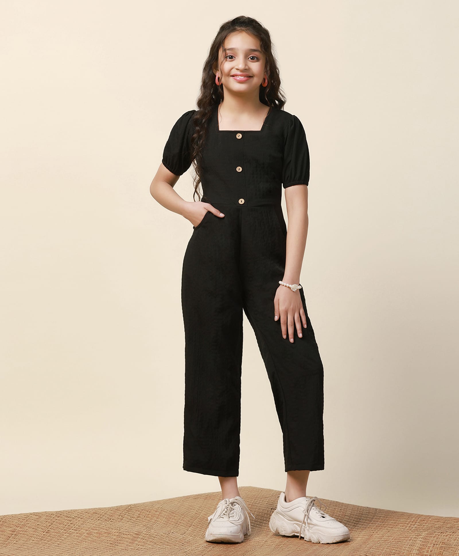 Fashion Dream Cotton Blend Woven Puffed Sleeves Solid Jumpsuit - Black-picture-22