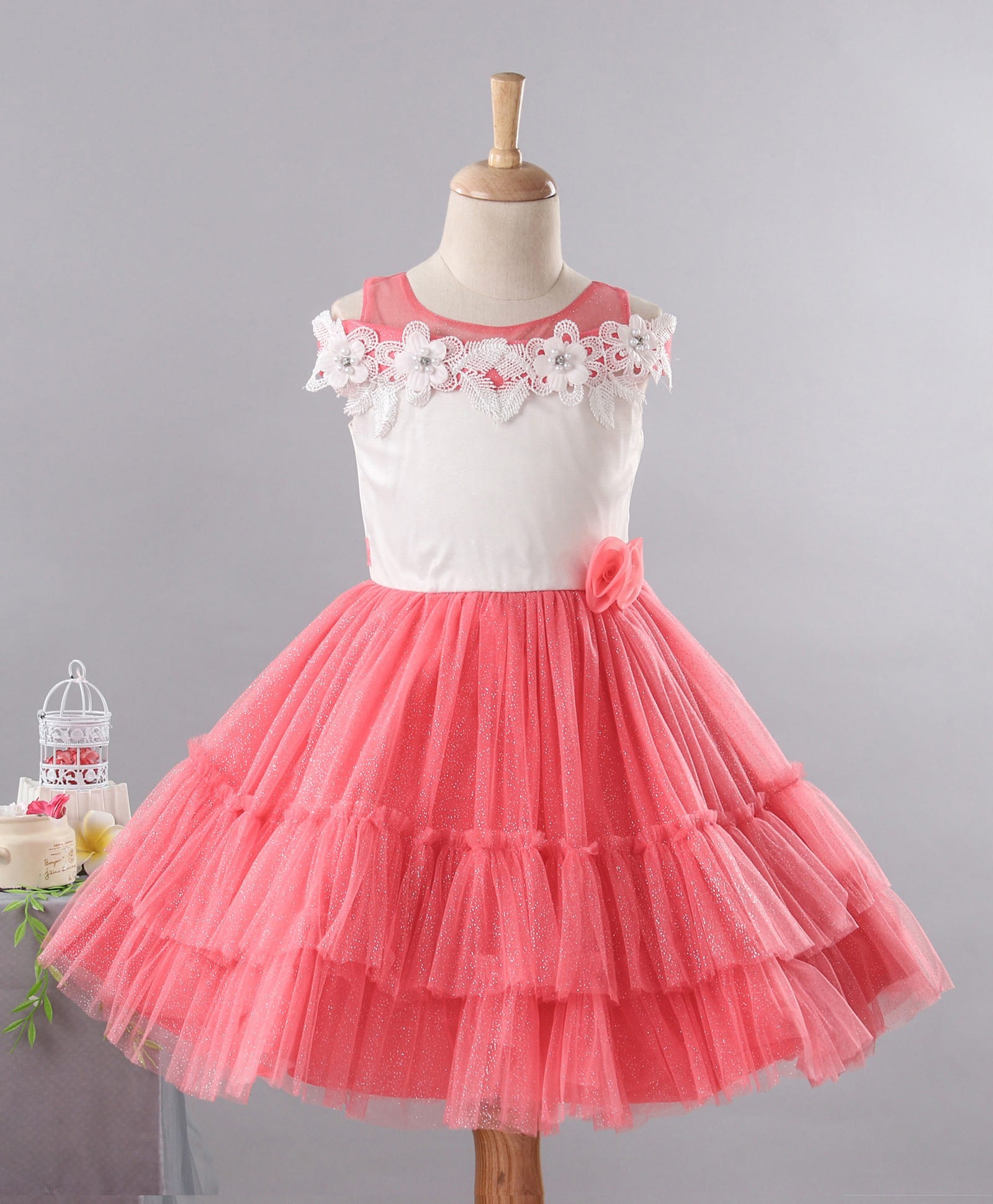 Enfance Net Knit Cold Shoulder Layered Party Dress with Lace Applique -White & Pink-picture-35
