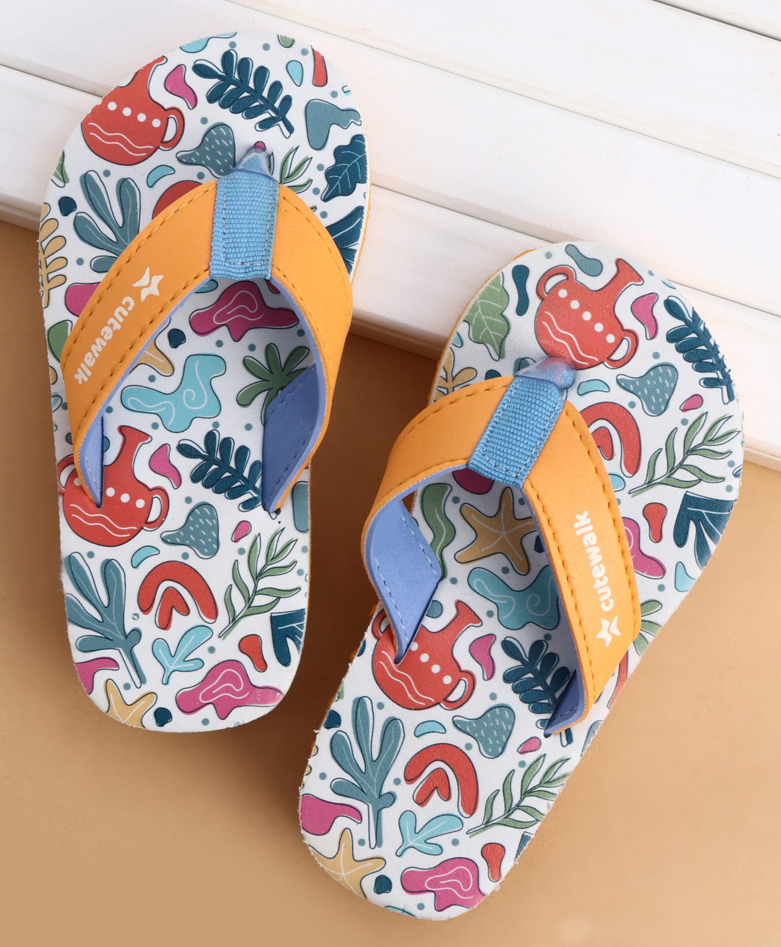 Cute Walk by Babyhug Slip On Flip Flops With Tropical Print - White-picture-14