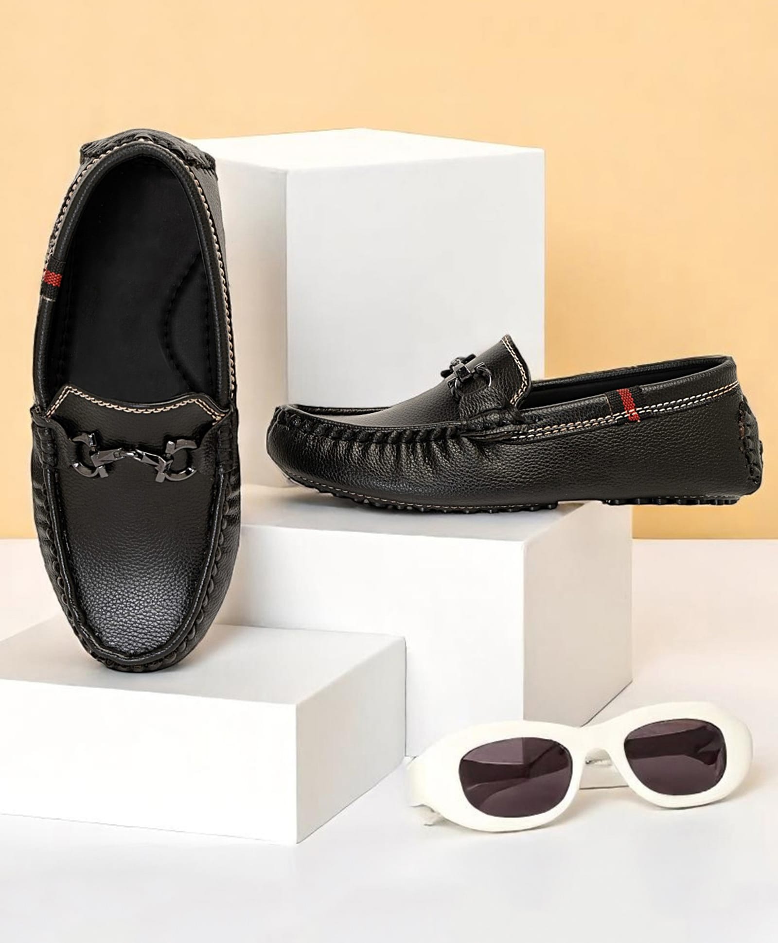 Freeplay Chain Applique Detailed Loafers - Black-picture-16