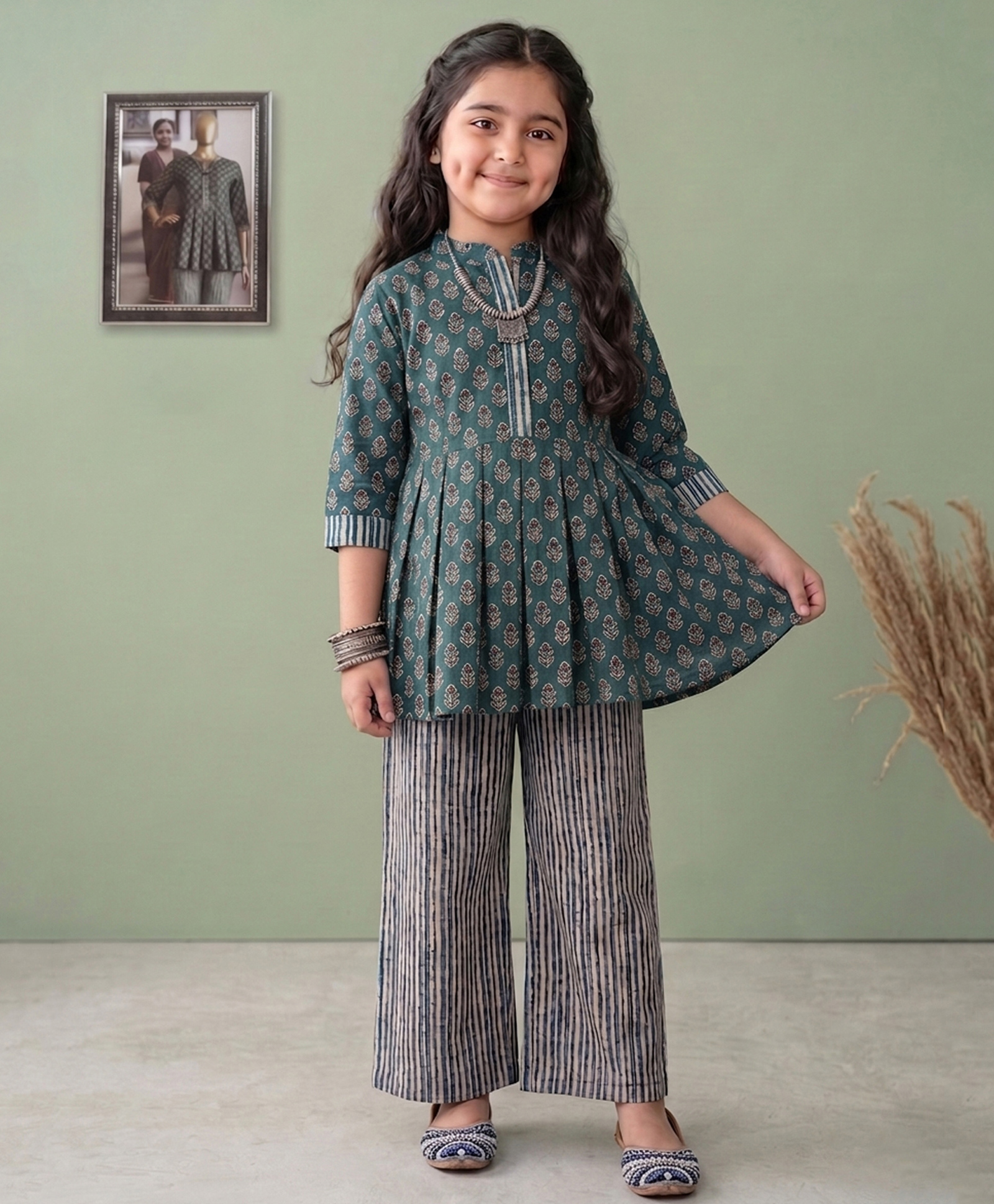 Kinder Kids Cotton Woven Three Fourth Sleeves Floral Printed Kurti & Pants Set - Blue-image-18