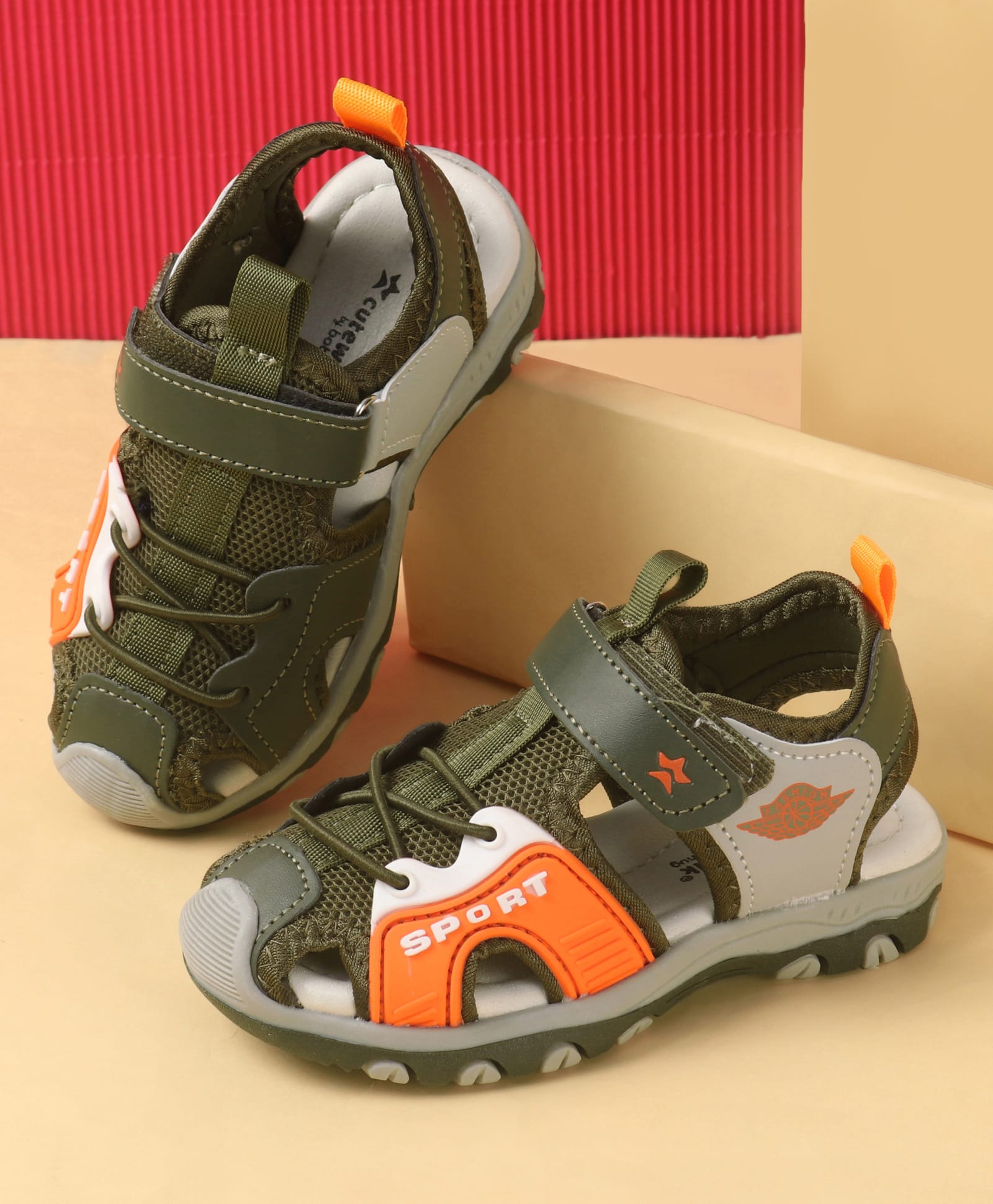Cute Walk by Babyhug Velcro Closure Sports Printed Sandal - Green-picture-16