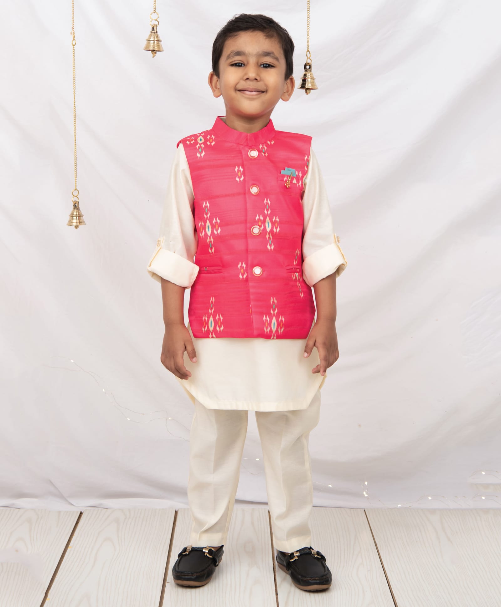 Little Collars Woven Ikat Printed Bright Ethnic Jacket With Full Sleeves Kurta Pajama Set - Red-picture-12