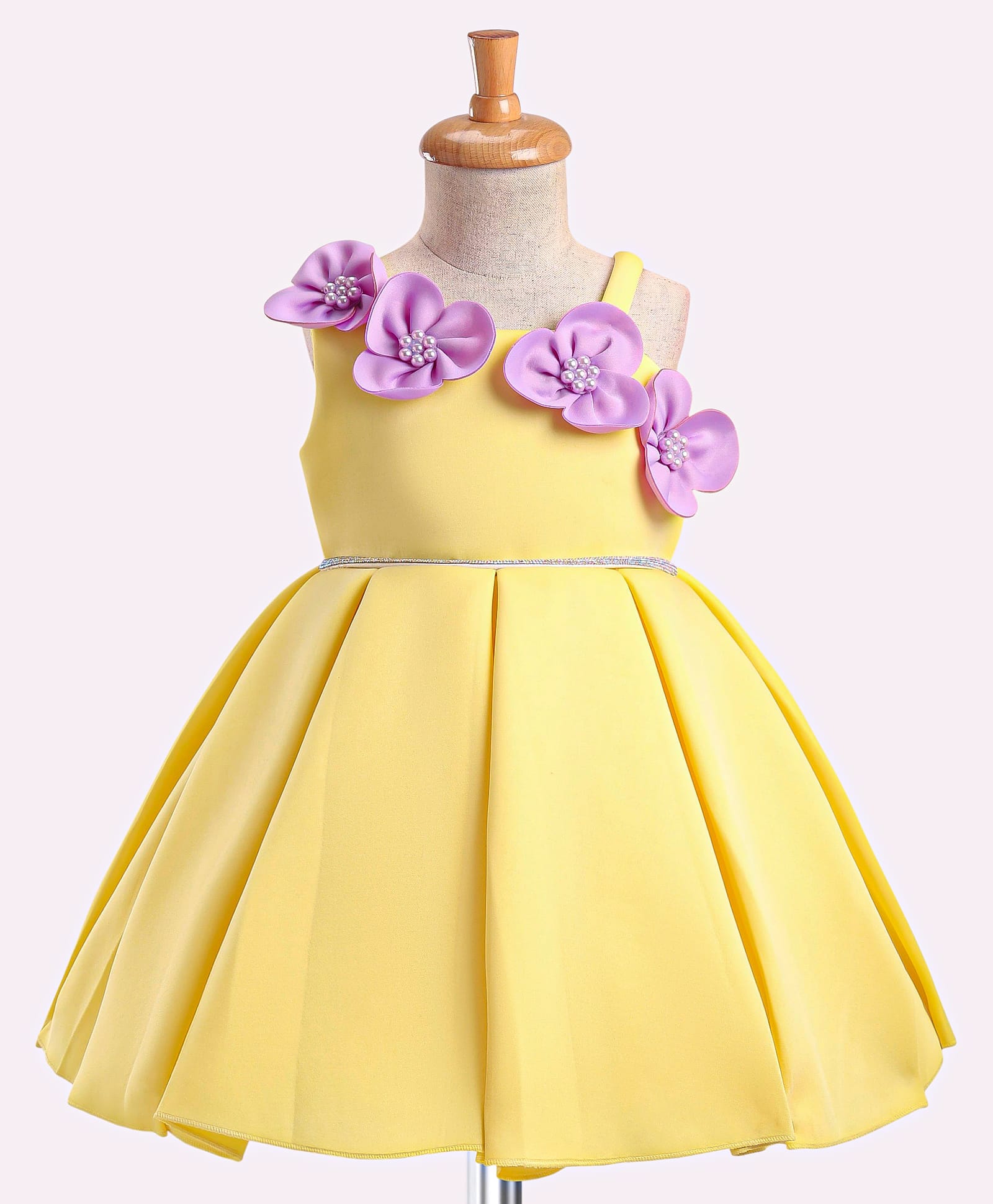 Enfance Knit Sleeveless Pleated Party Dress With Floral Applique - Yellow-image-24