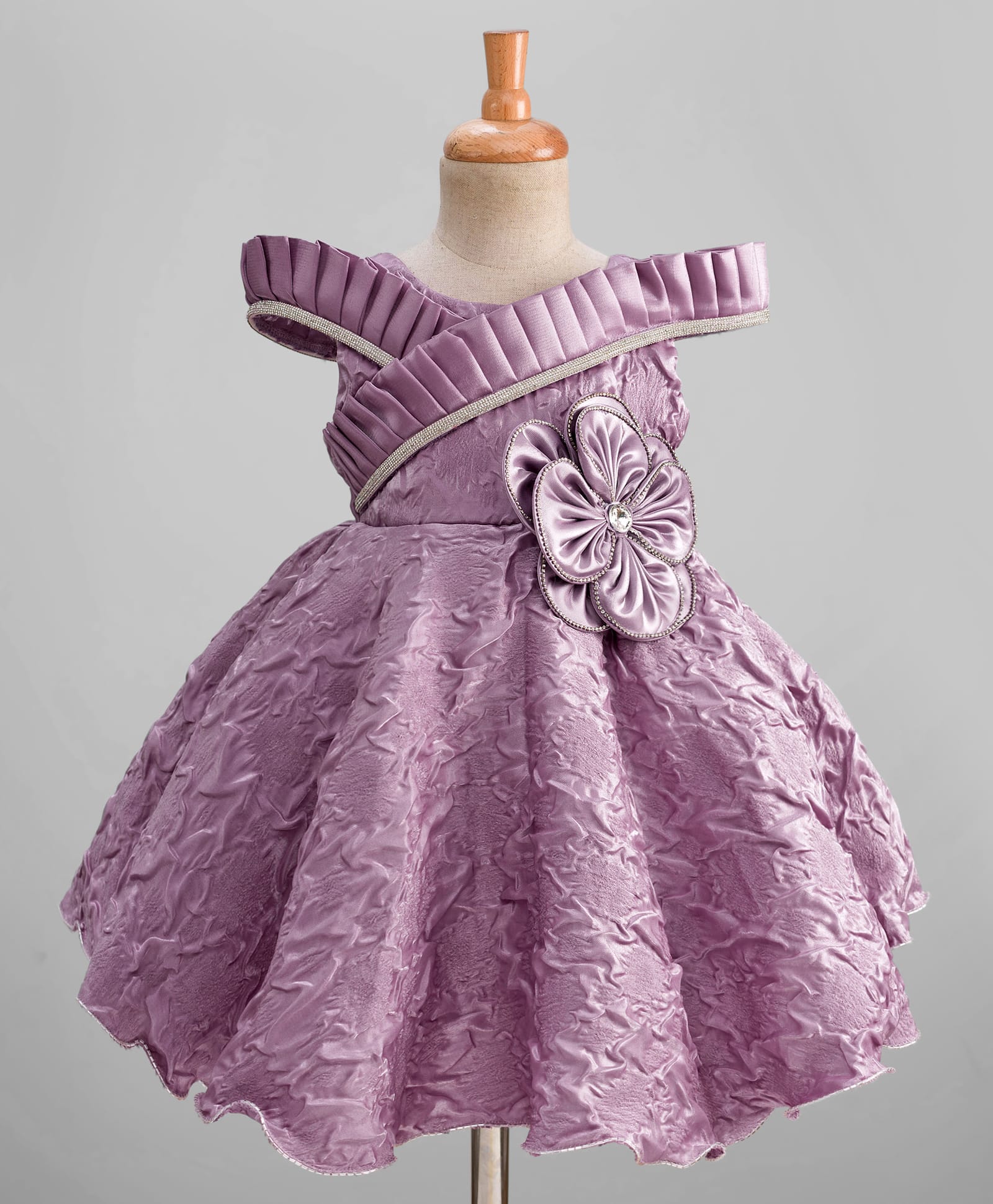 Enfance Knit Sleeveless Textured Party Dress With Floral Applique - Purple-picture-38