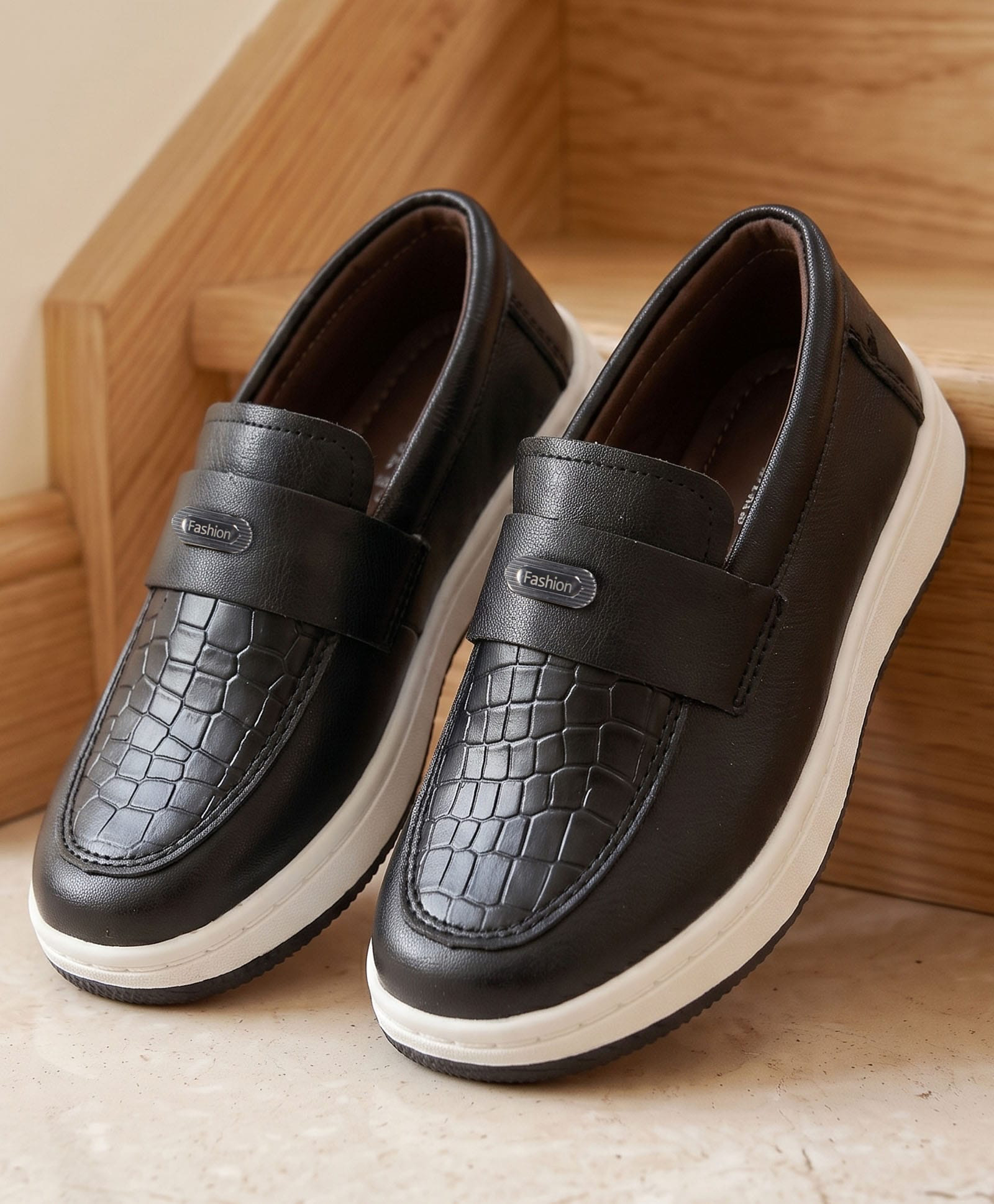 Cute Walk by Babyhug Slip On Solid colour Formal & Party Wear Shoes - Black-picture-10