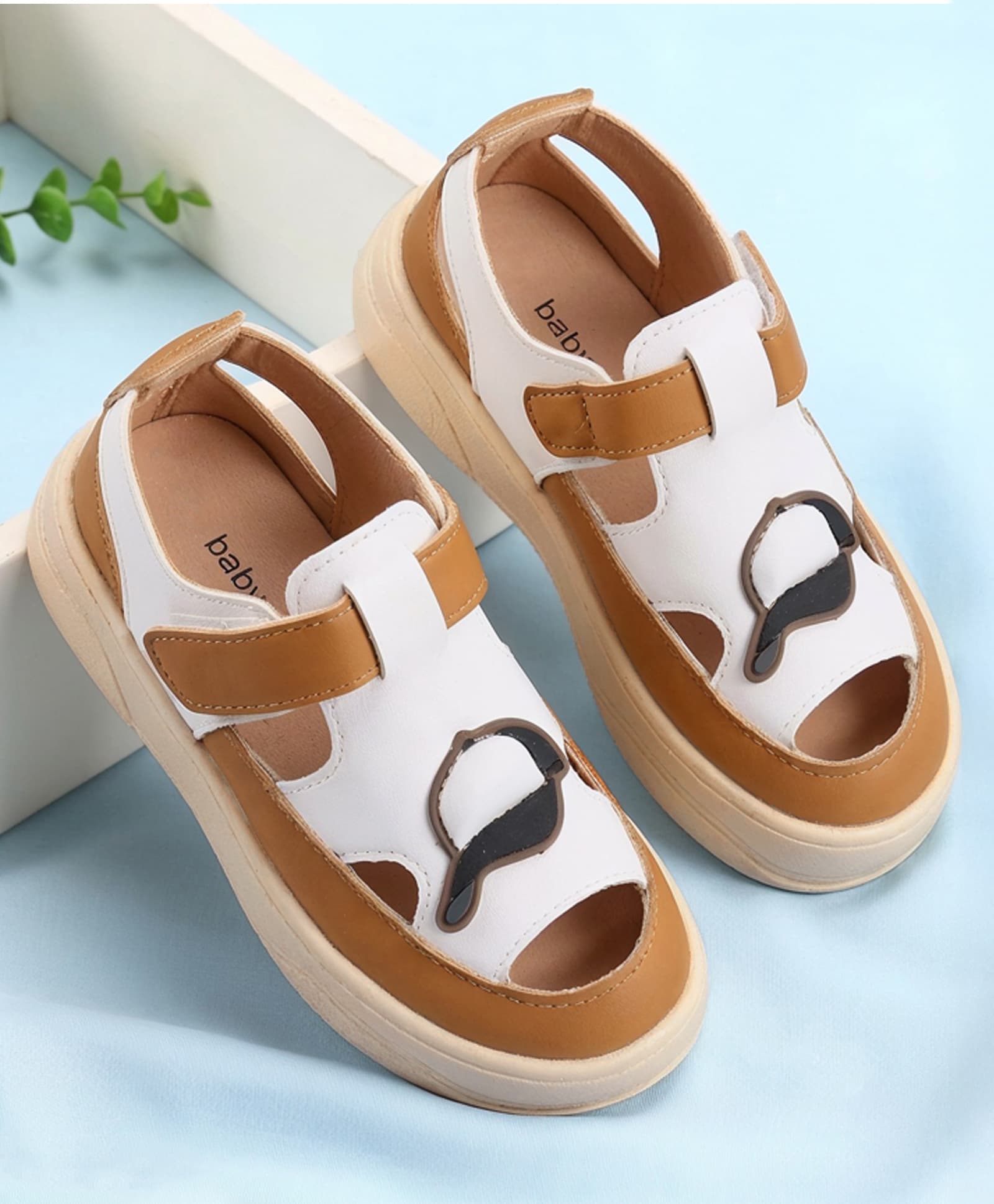 Babyoye Velcro Closure Sandals With Hat Applique - Brown-image-17