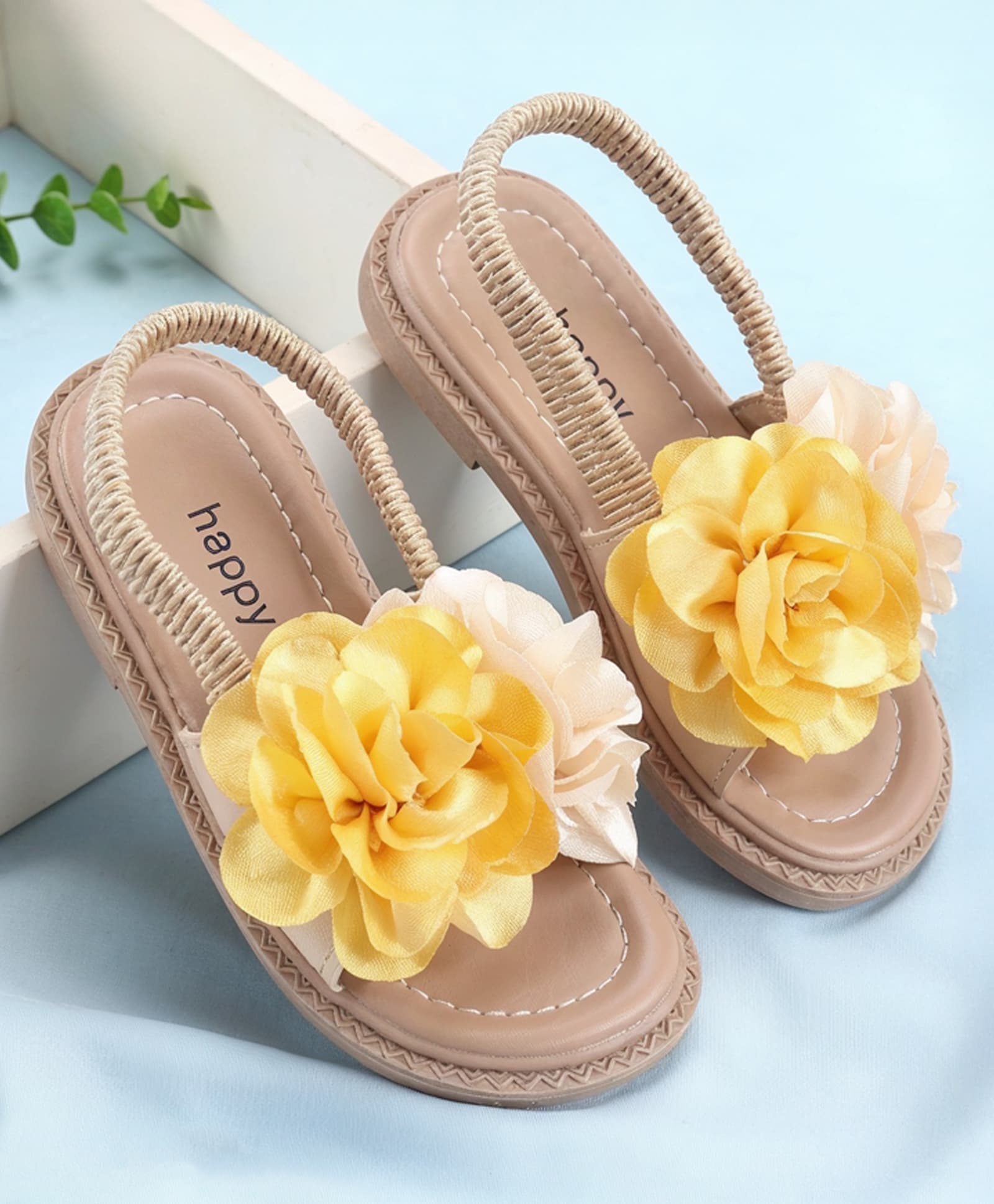 Babyoye Back Strap Sandals With Flower Applique - Golden-picture-11