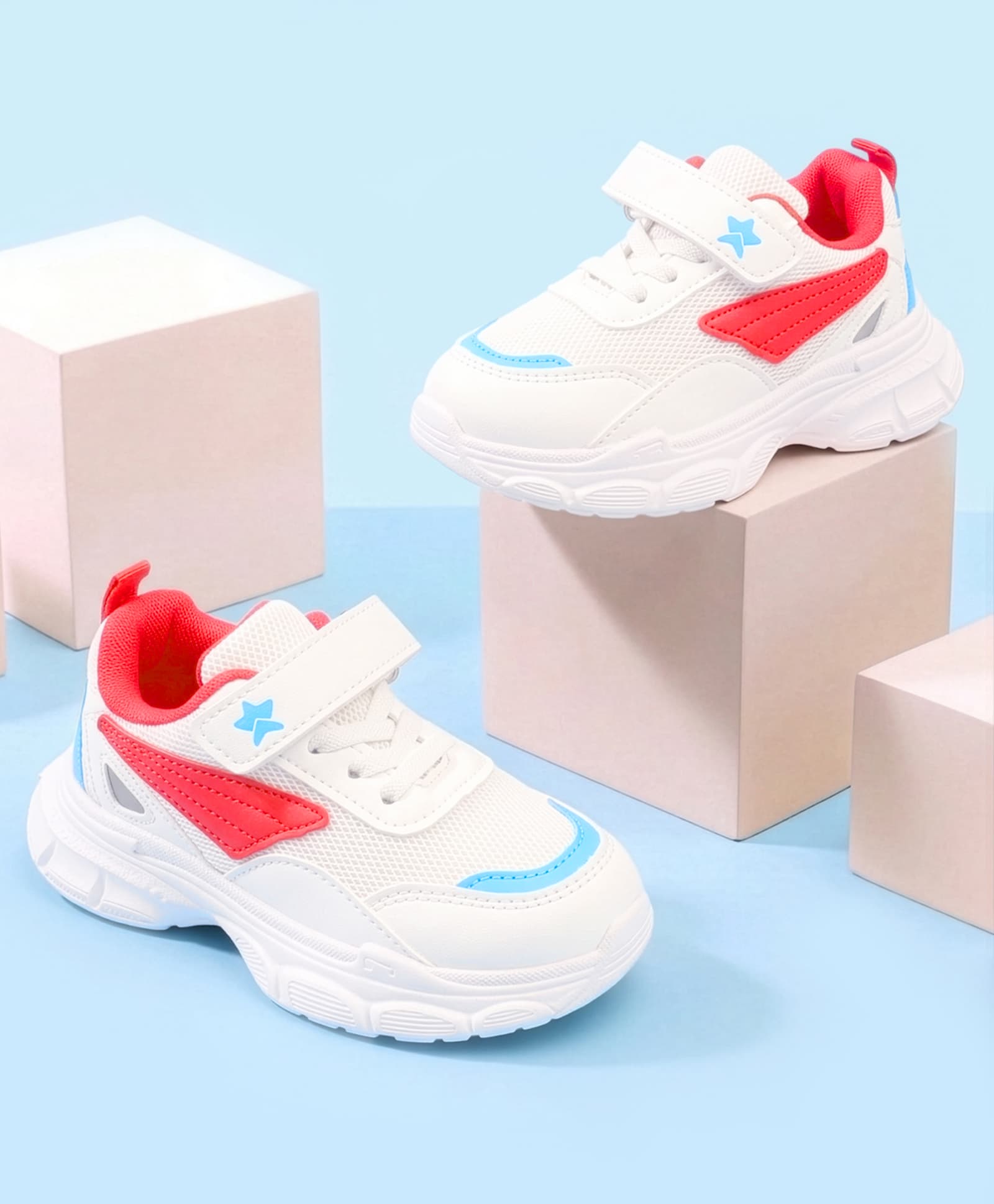 Cute Walk by Babyhug Velcro Closure Solid Sneakers - Red-picture-25