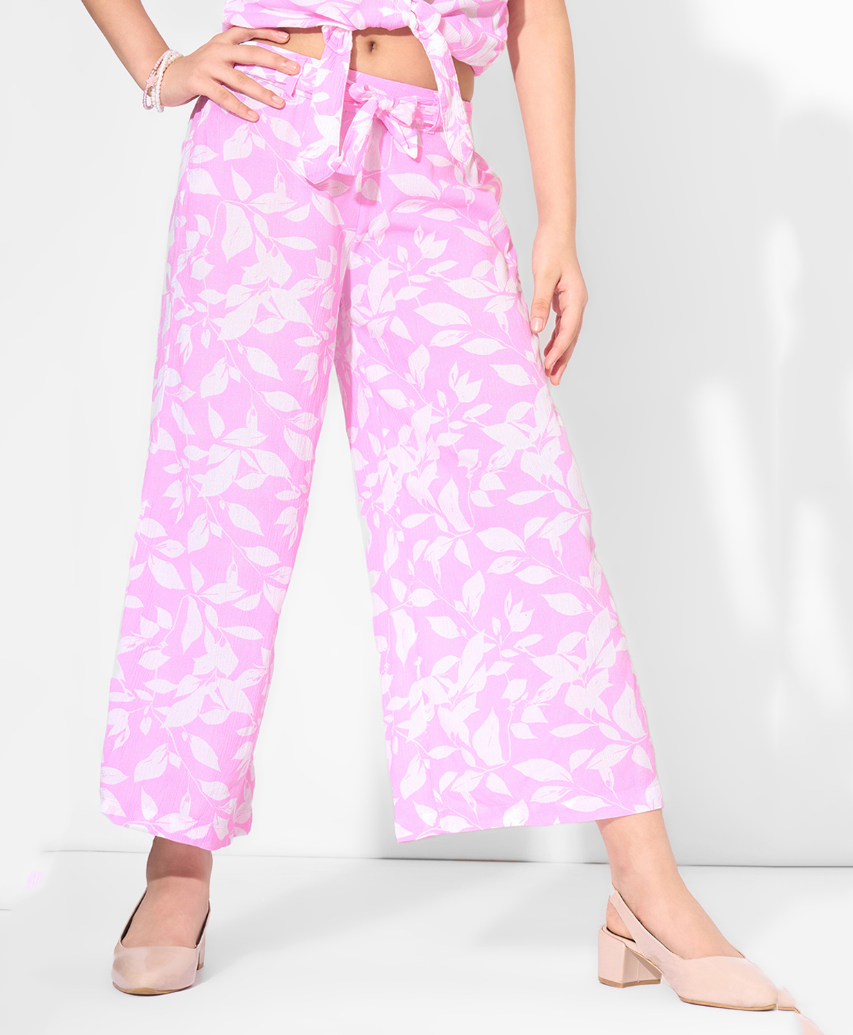 Pantaloons Junior Rayon Woven Leaves Printed Pants - Pink-picture-15