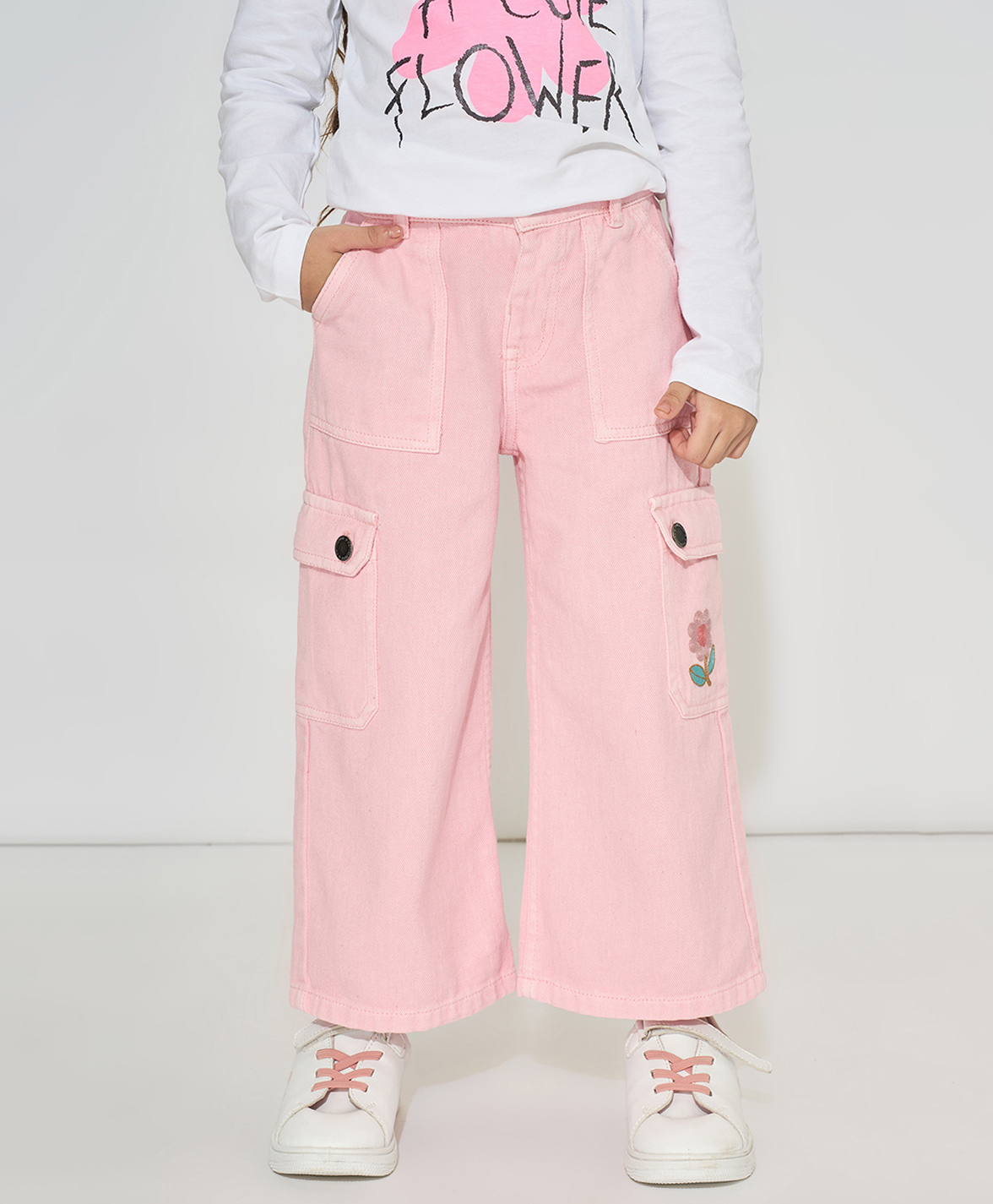 Pantaloons Junior Cotton Woven Floral Embroidered Cargo Style Jeans - Pink-picture-28