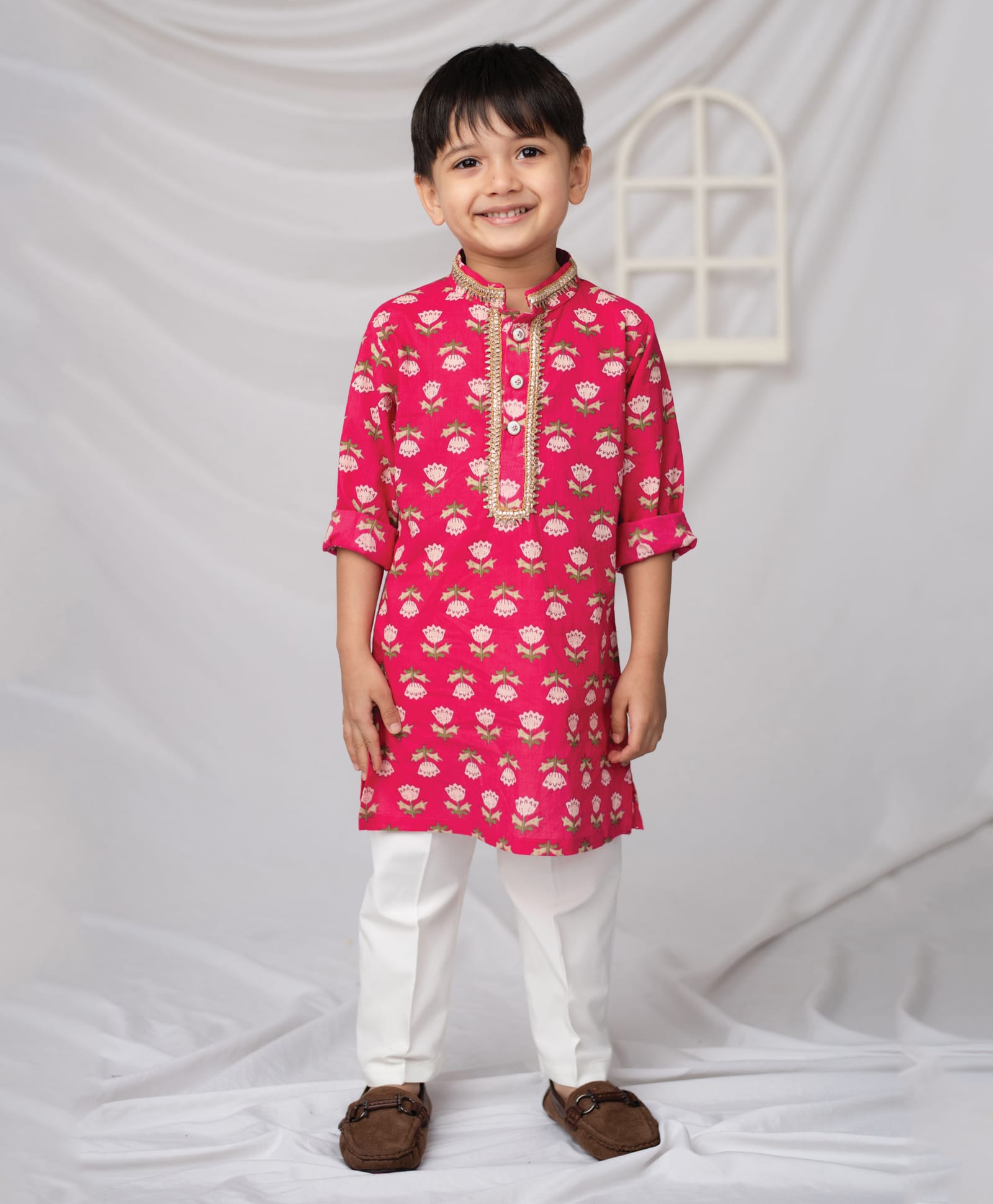 LITTLE COLLARS Cotton Woven Full Sleeves Floral Printed Lace Embellished Kurta & Pyjama Set - Pink-picture-42