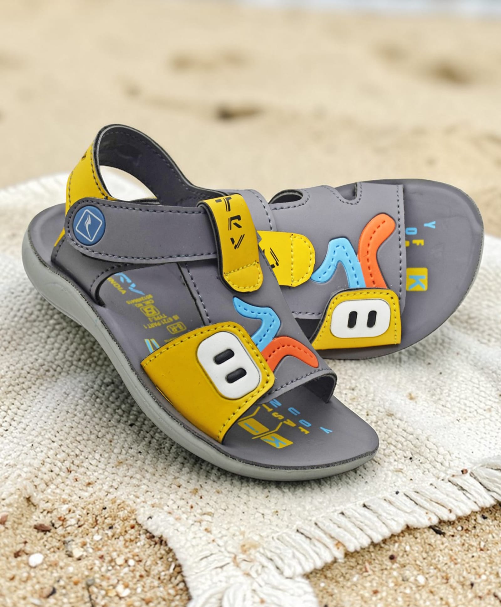 TRV Colour Blocked & Abstract Design Velcro Closure Sandals - Grey-image-7