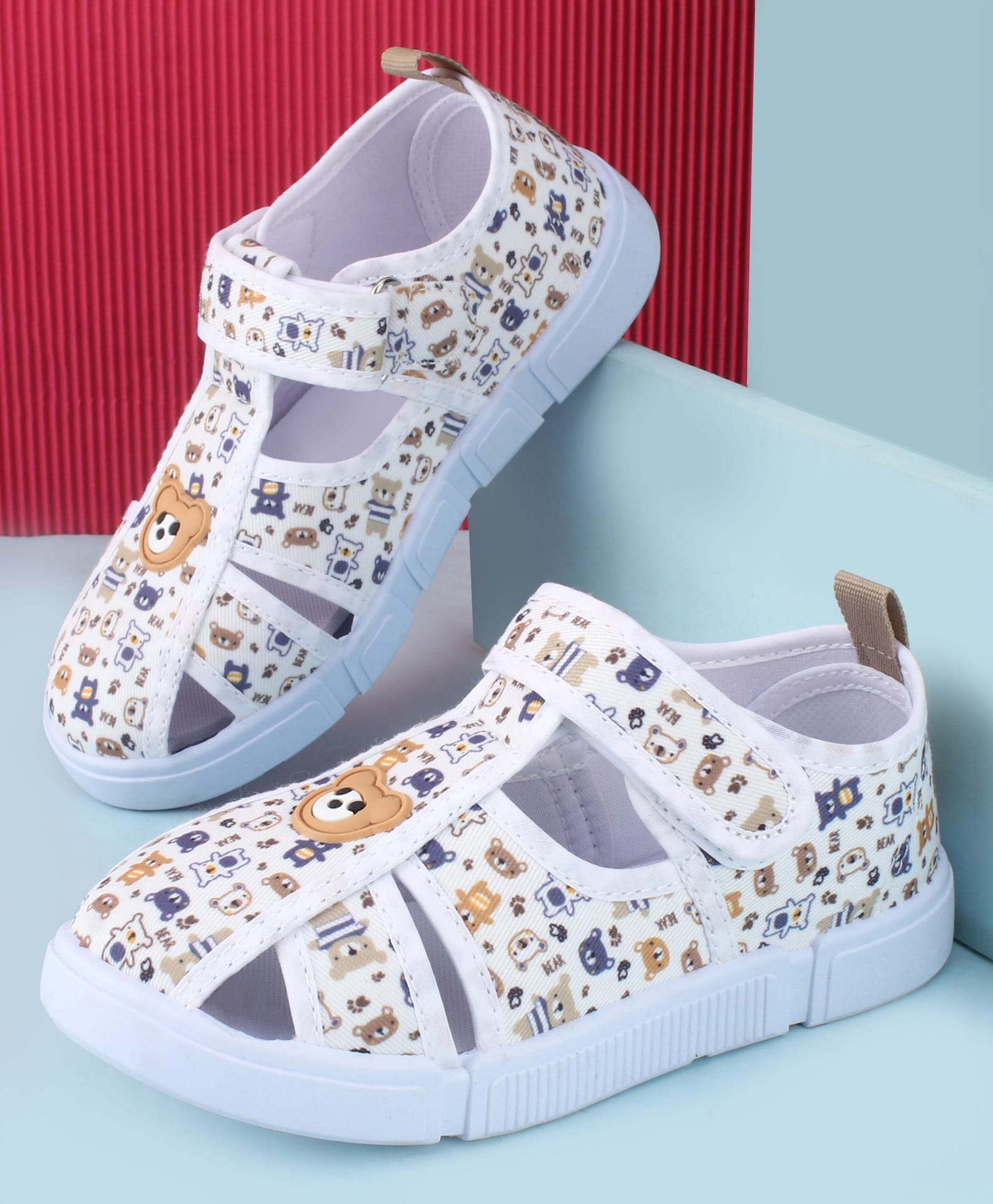 Cute Walk by Babyhug Velcro Closure Bear Printed Sandal With Applique - White-picture-16