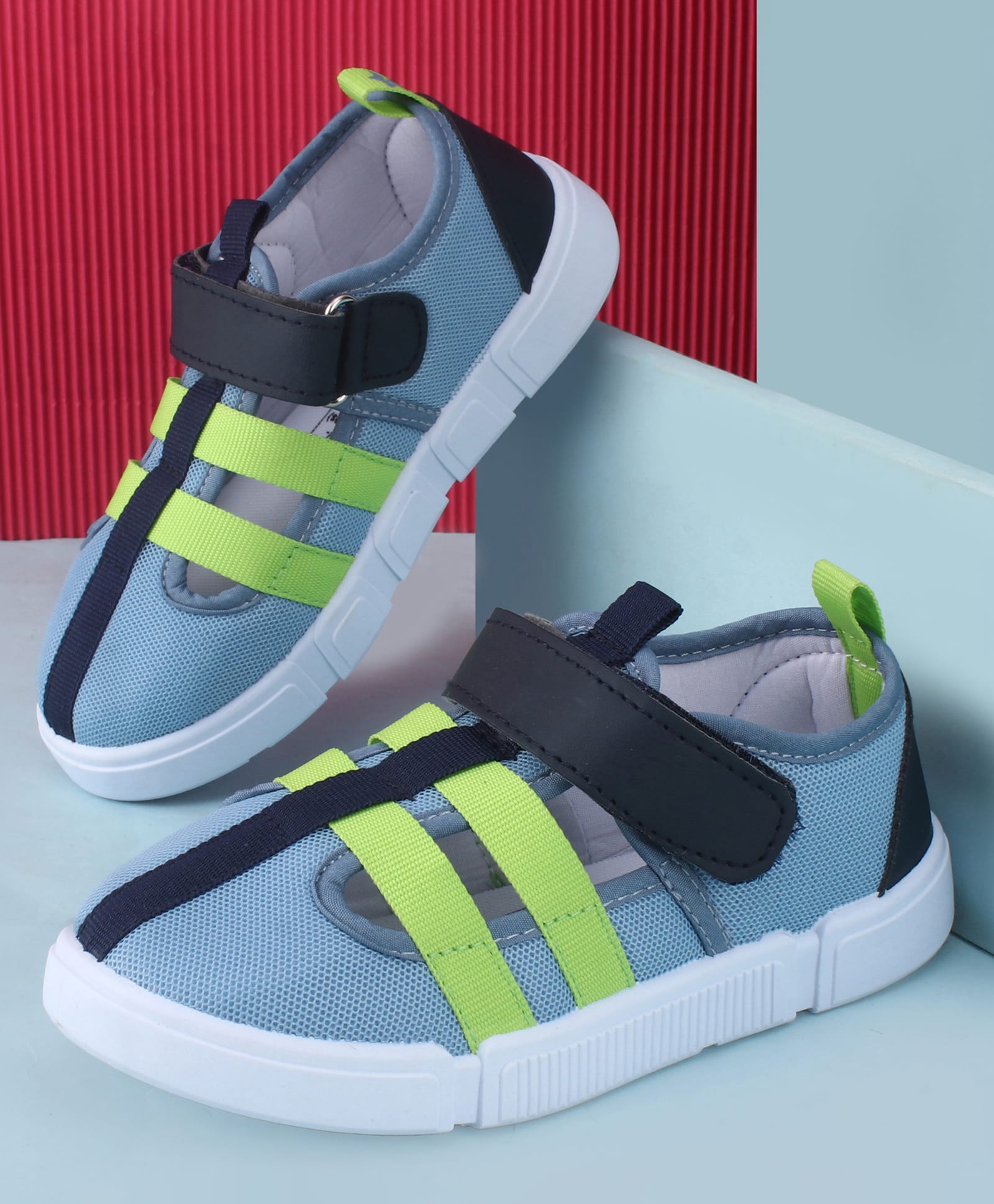 Cute Walk by Babyhug Velcro Closure Solid Sandal - Light Blue-picture-27