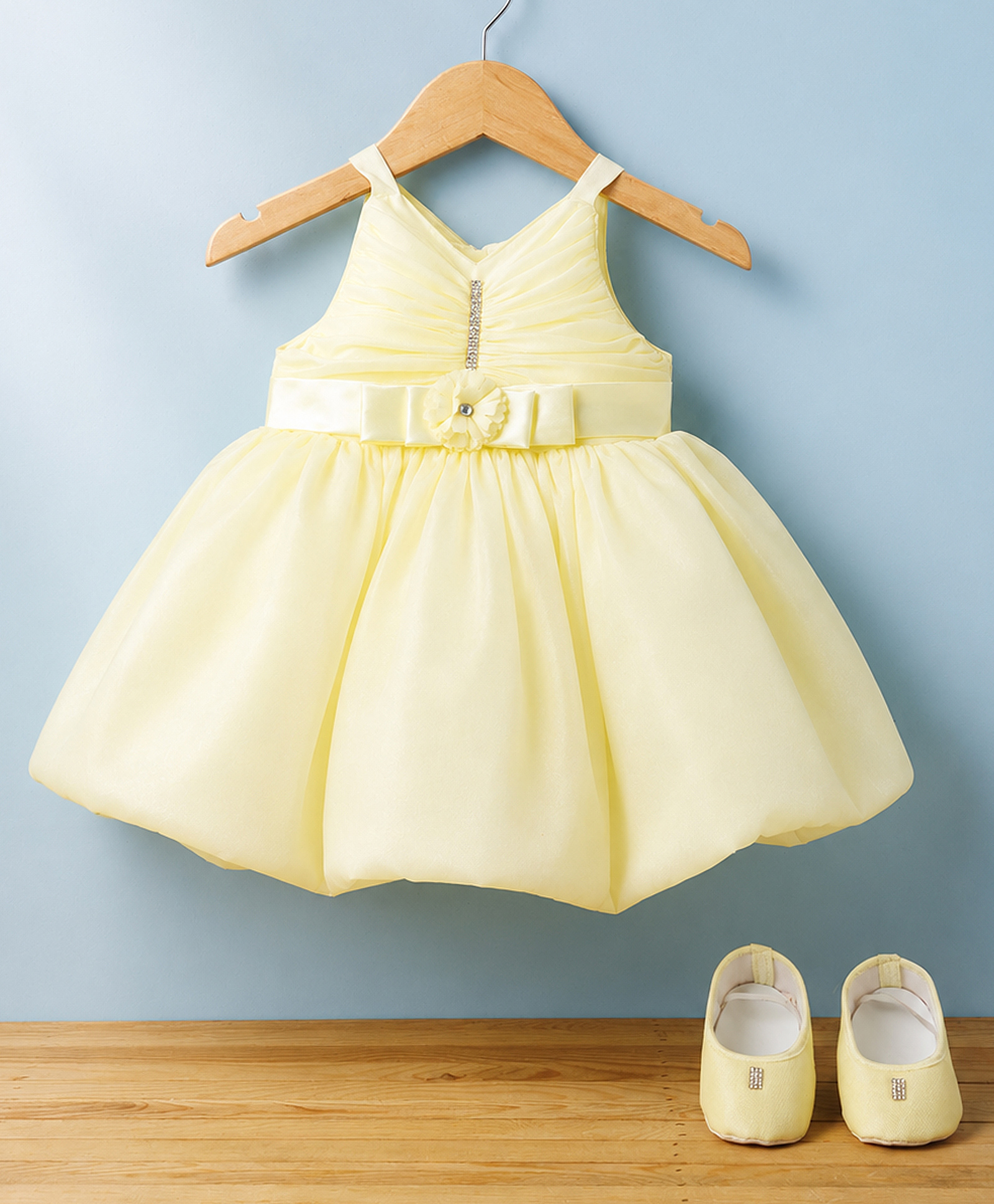 blabber sleeveless stone embellished floral applique detailed knee length dress with booties - lemon