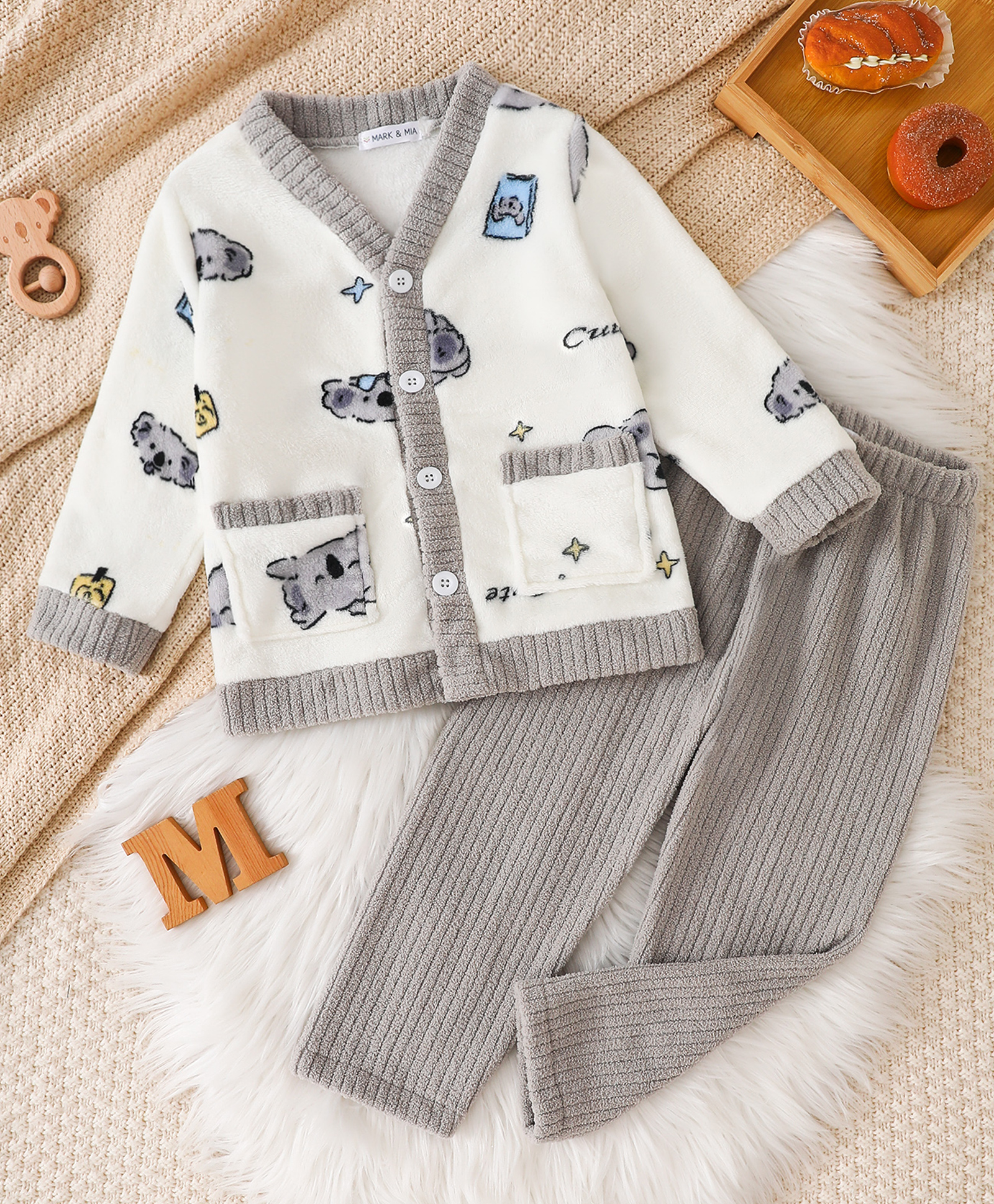Mark & Mia Full Sleeves Top & Pyjama Winter Wear Night Suit with Animal Print - Grey-image-7