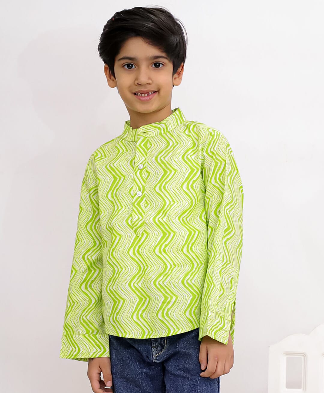 Twisha Cotton Woven Full Sleeves ZIG ZAG Printed Kurta - Lime Green-picture-12