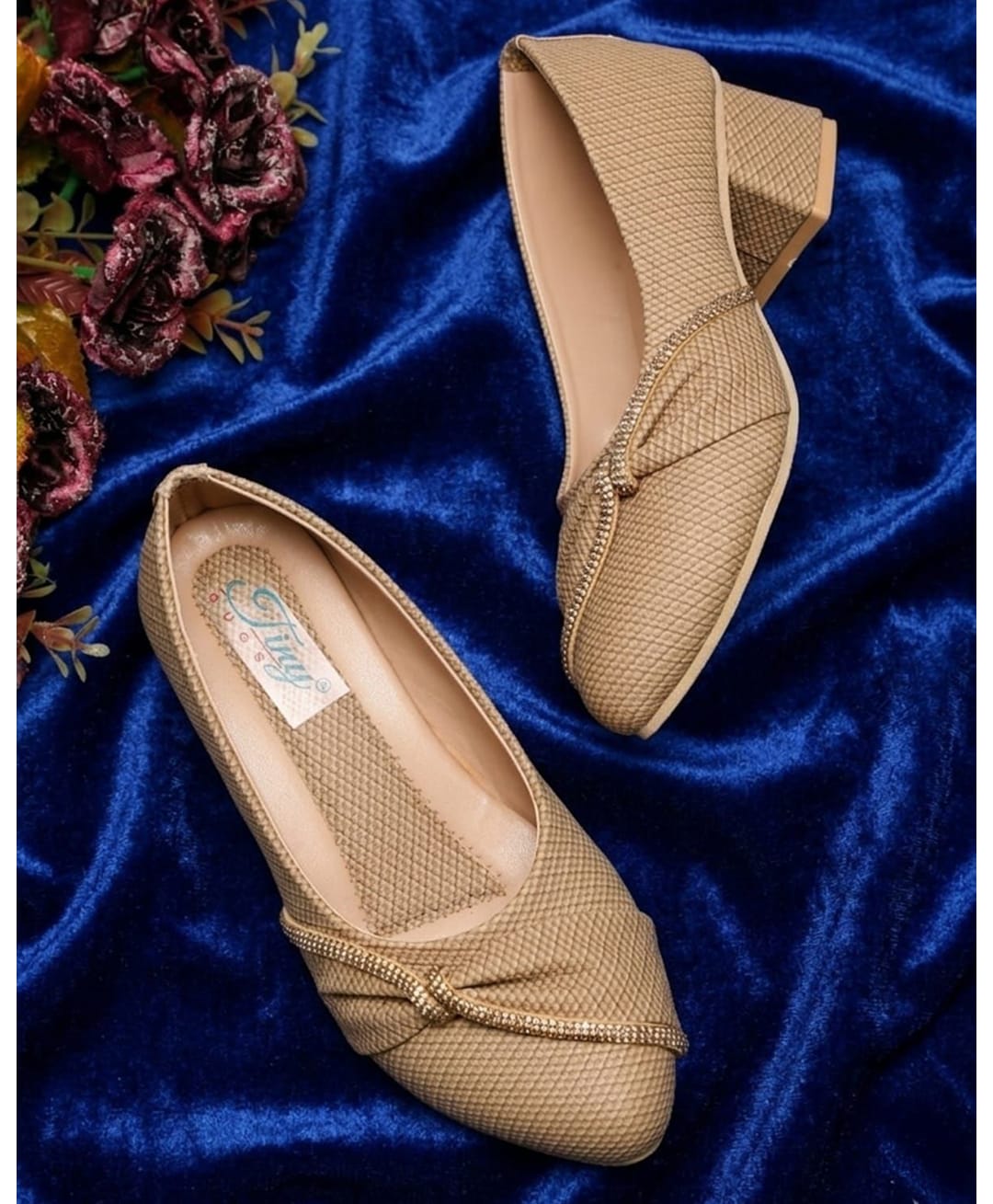 Tiny Bugs Rhinestones Embellished Bow Detailed Heel Ballerinas - Beige-picture-17