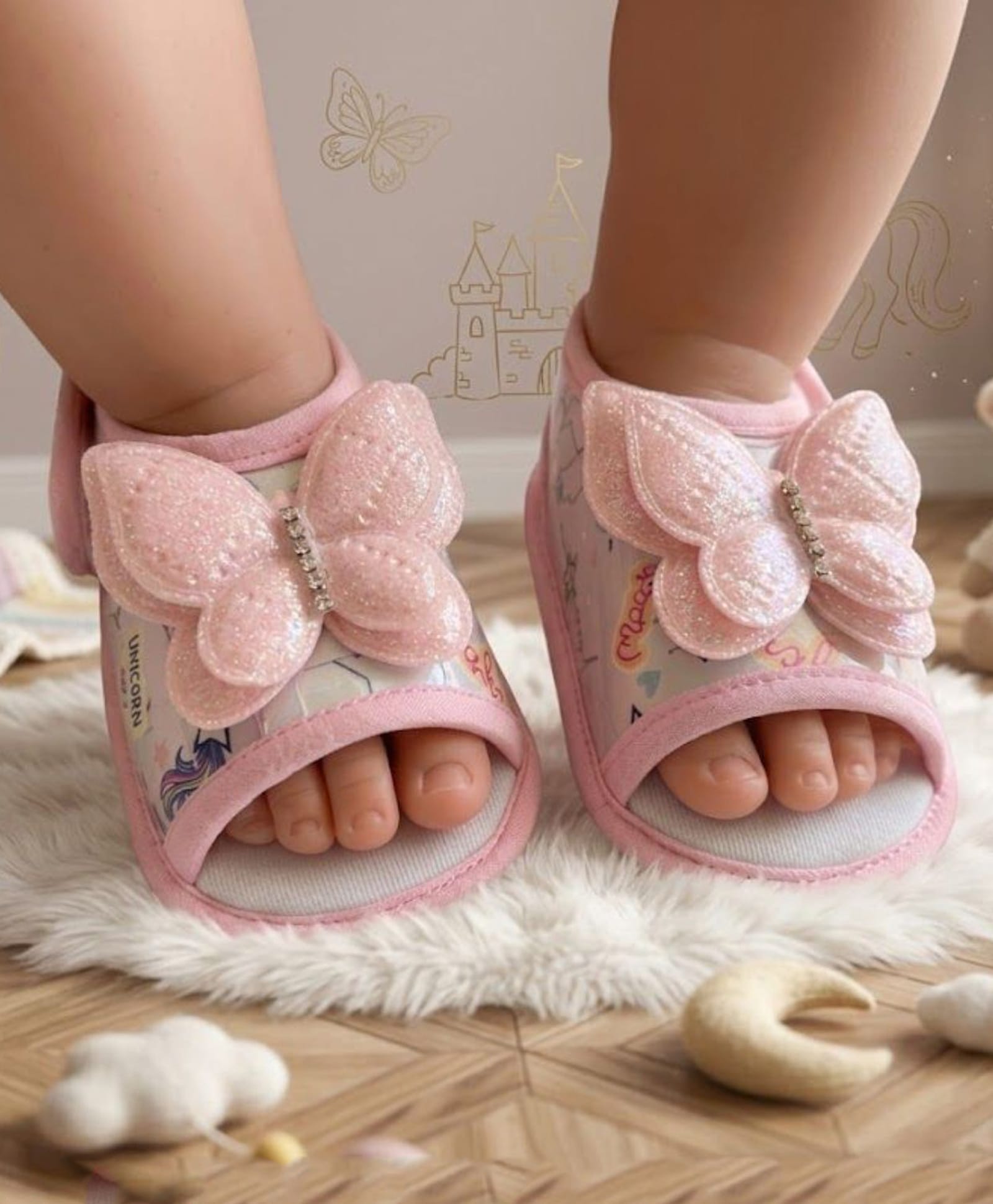 Daizy Butterfly Applique Detailed Velcro Closure Booties - Baby Pink-picture-18