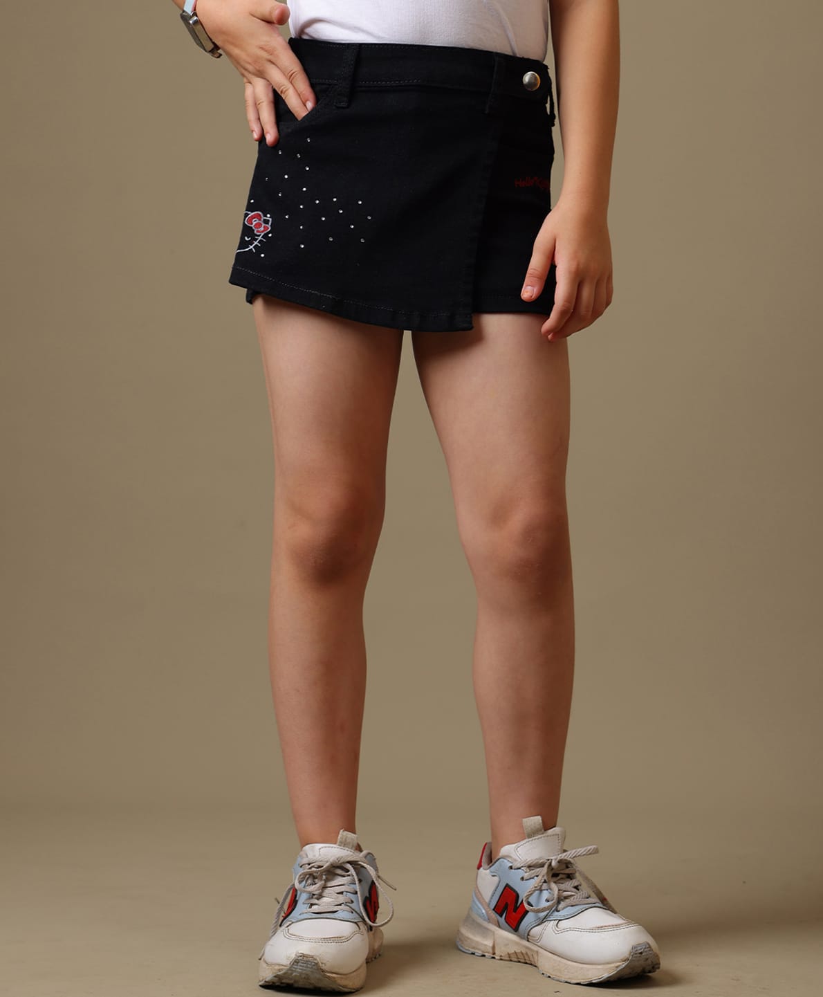 Kidsville Knit Sanrio Friends Featuring Stone Embellished Hello Kitty Embroidered Skort - Black-picture-10