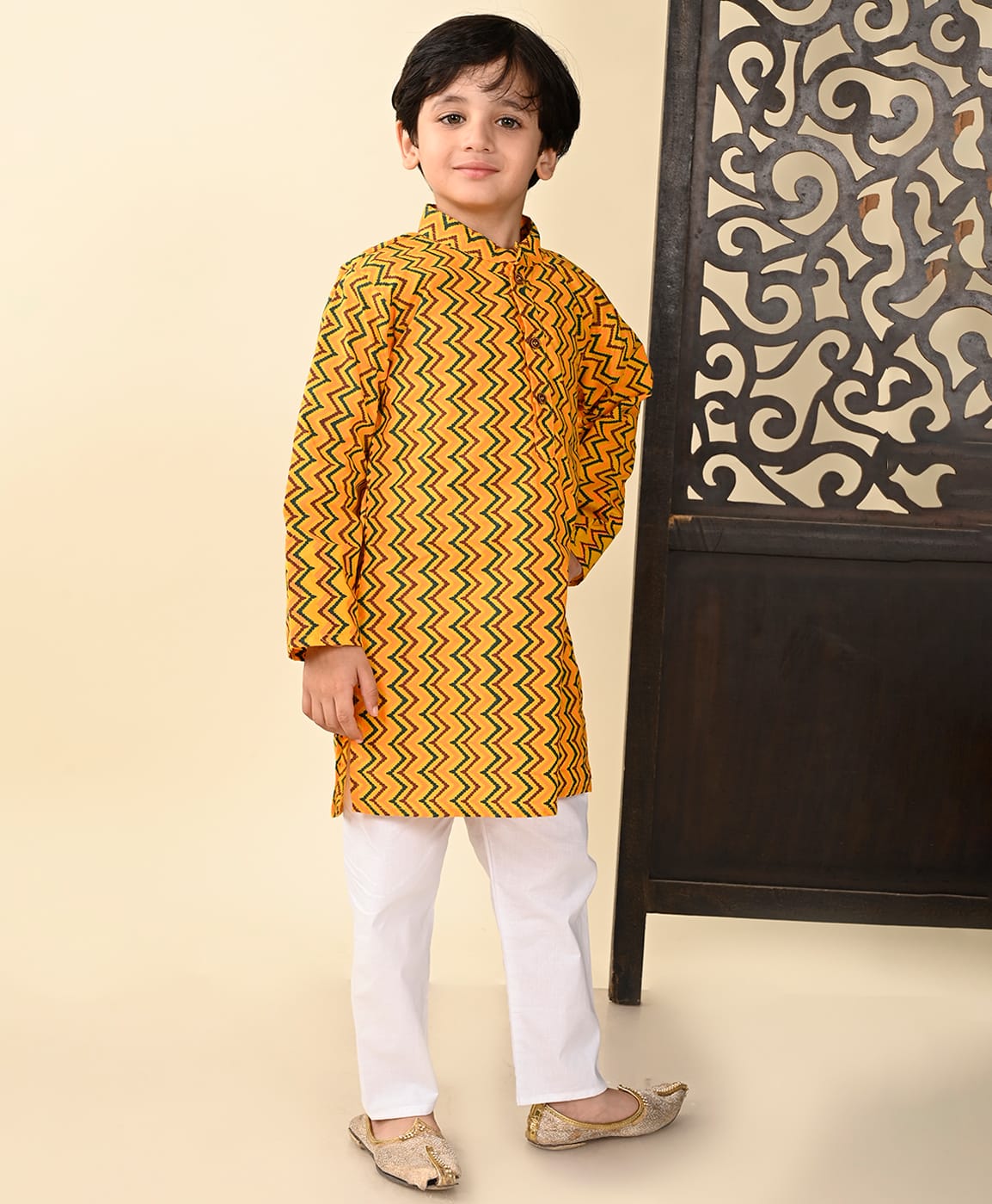 Superminis Cotton Woven Full Sleeves Chevron Printed Kurta With Pyjama Set - Yellow-picture-41