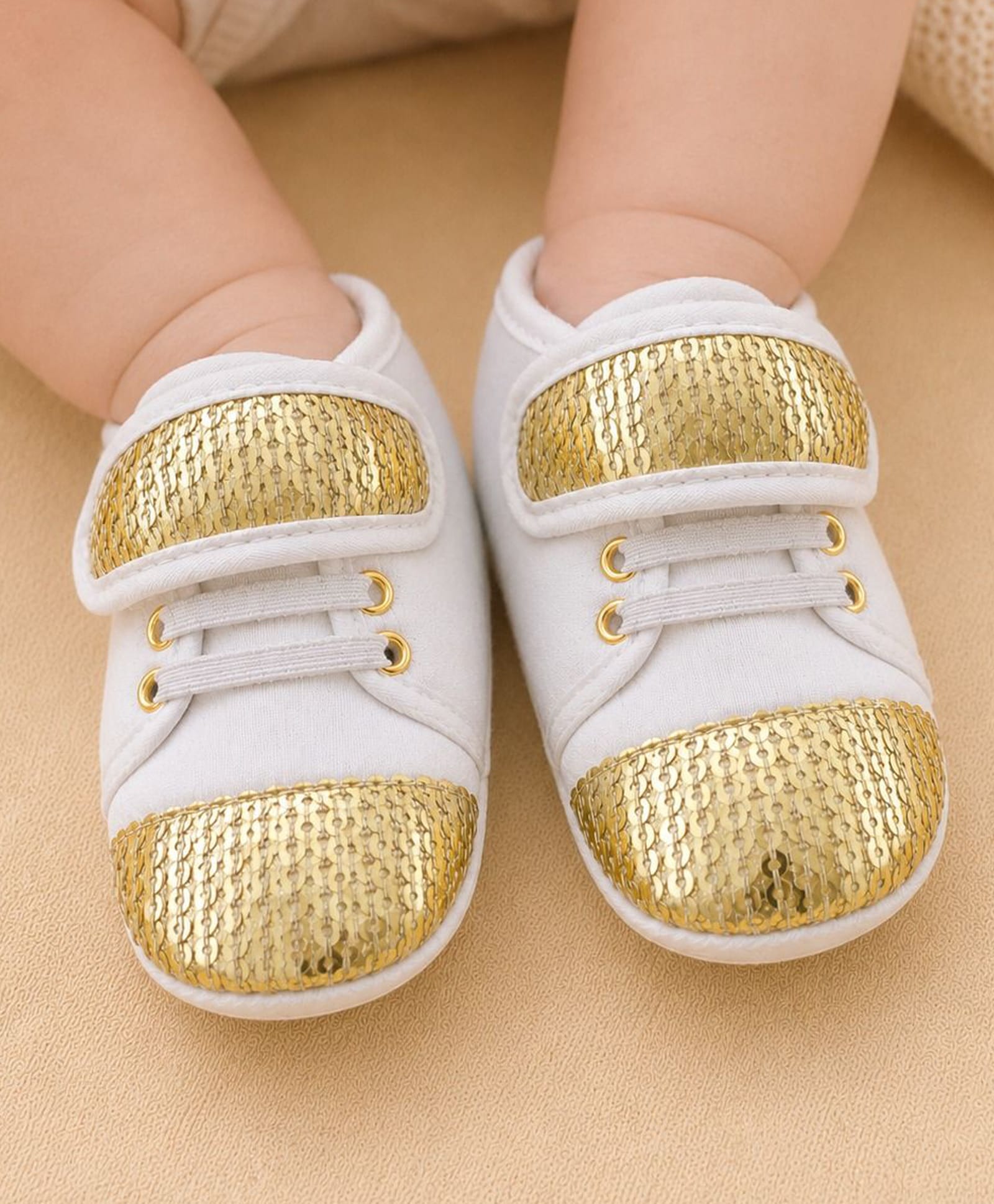 Daizy Sequins Embellished Velcro Closure Booties - White-image-37