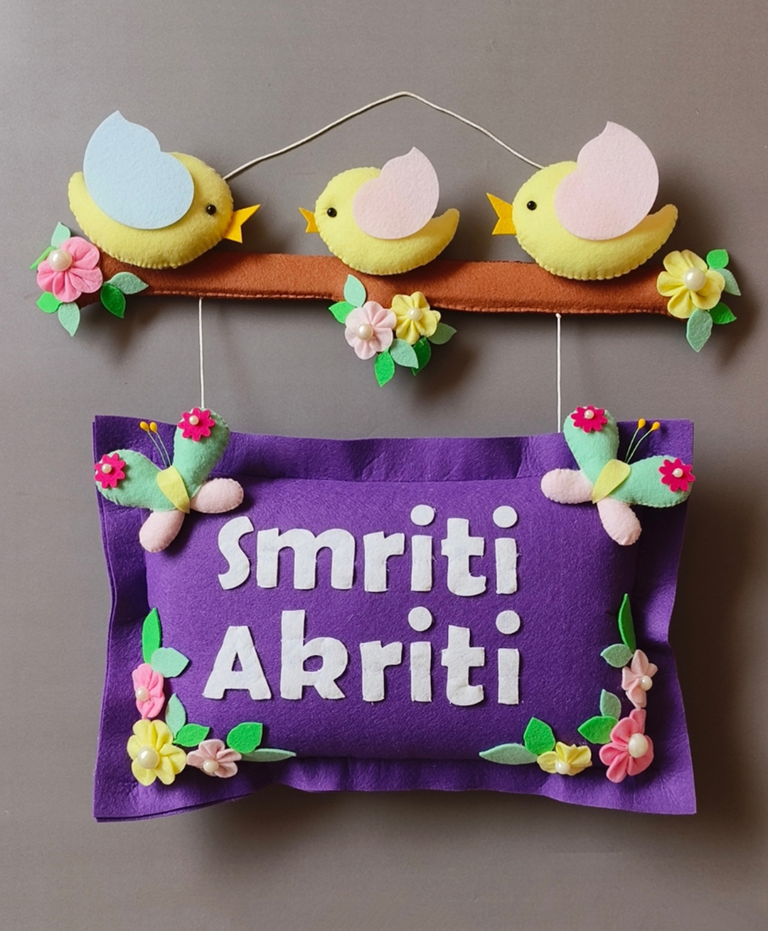 Kraft Affaires Personalized Bird Family wall décor for Siblings - Multi color-image-29