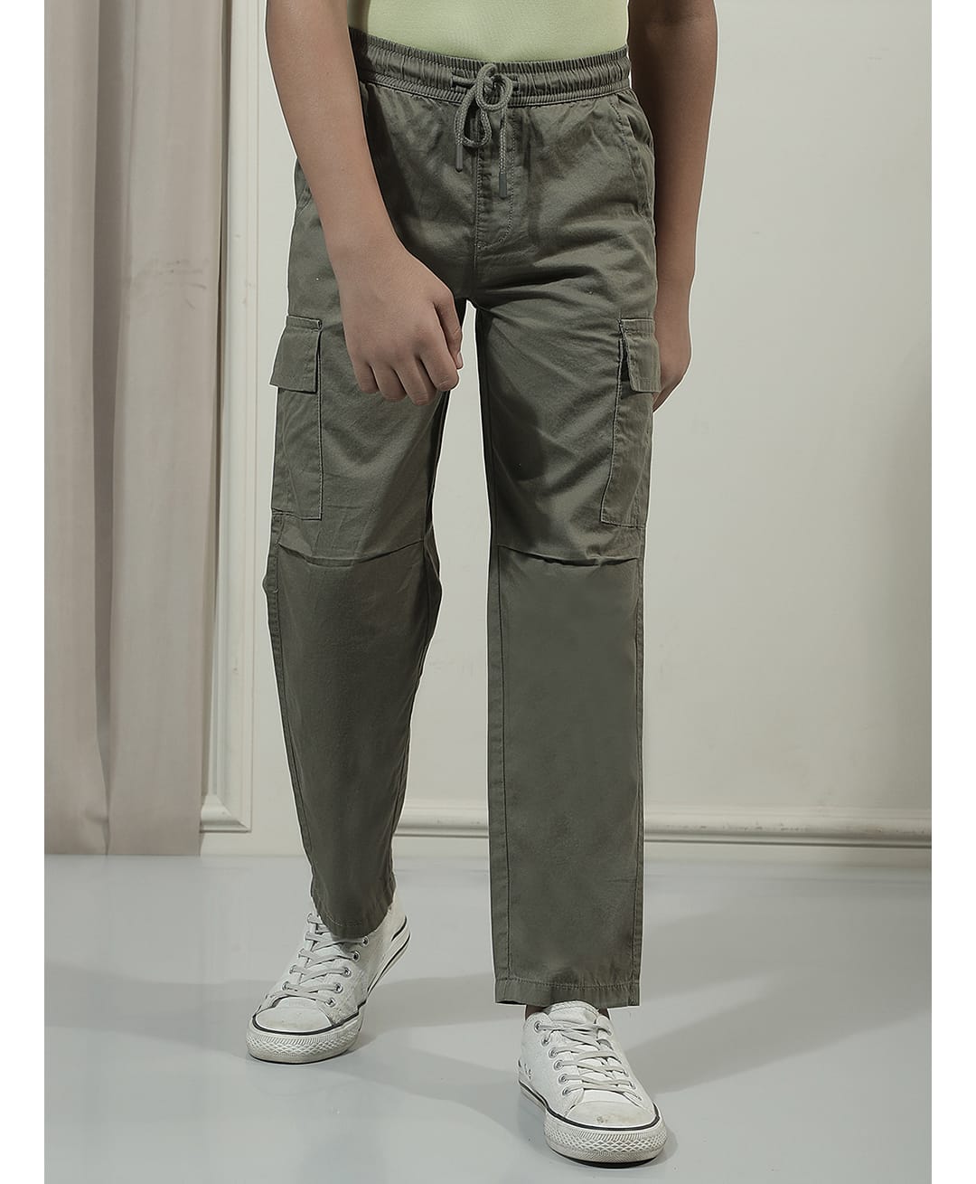 CRIMSOUNE CLUB Cotton Woven Solid Cargo Pants - Olive-picture-25