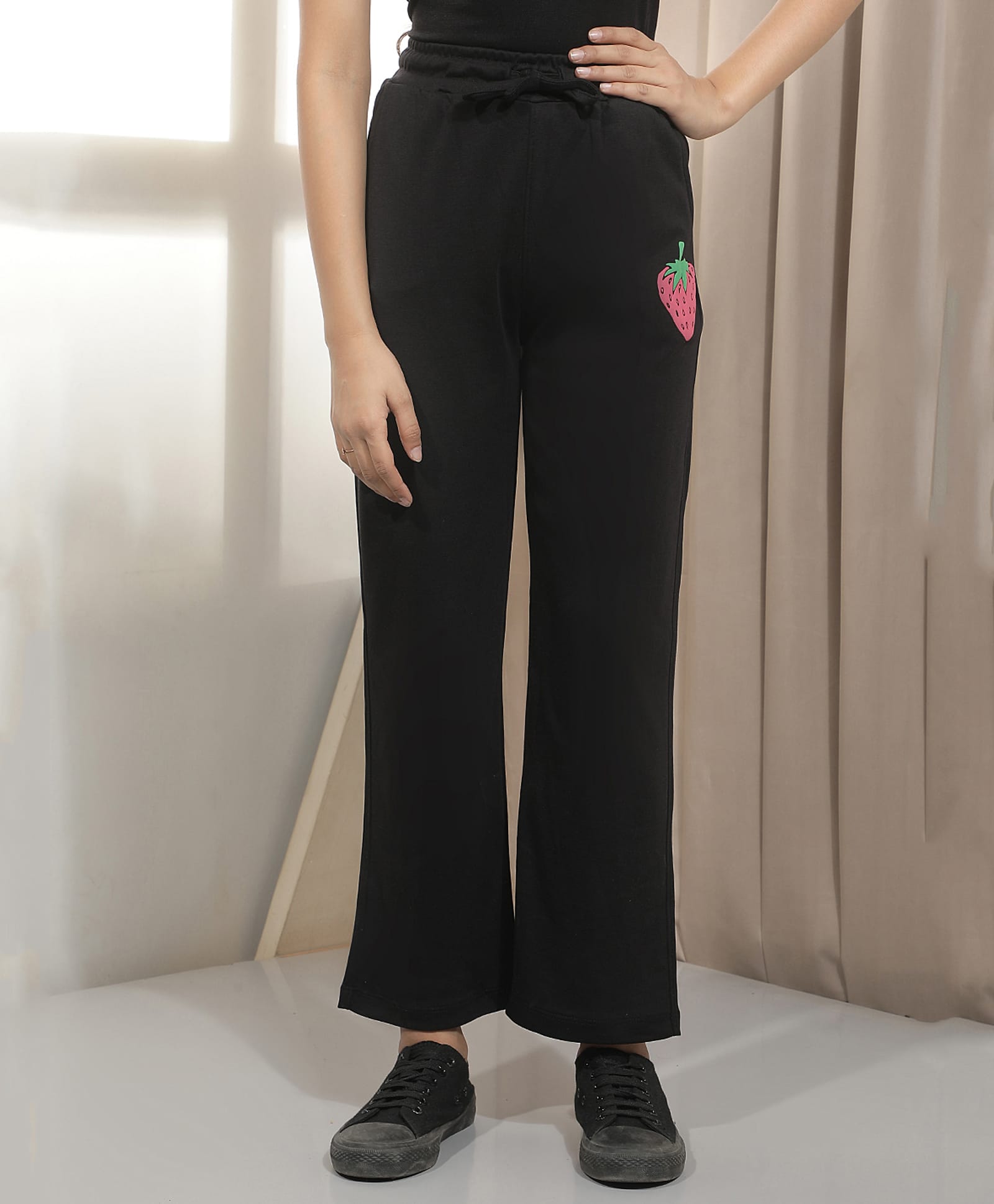 CRIMSOUNE CLUB Cotton Woven Strawberry Printed Pants - Black-picture-19