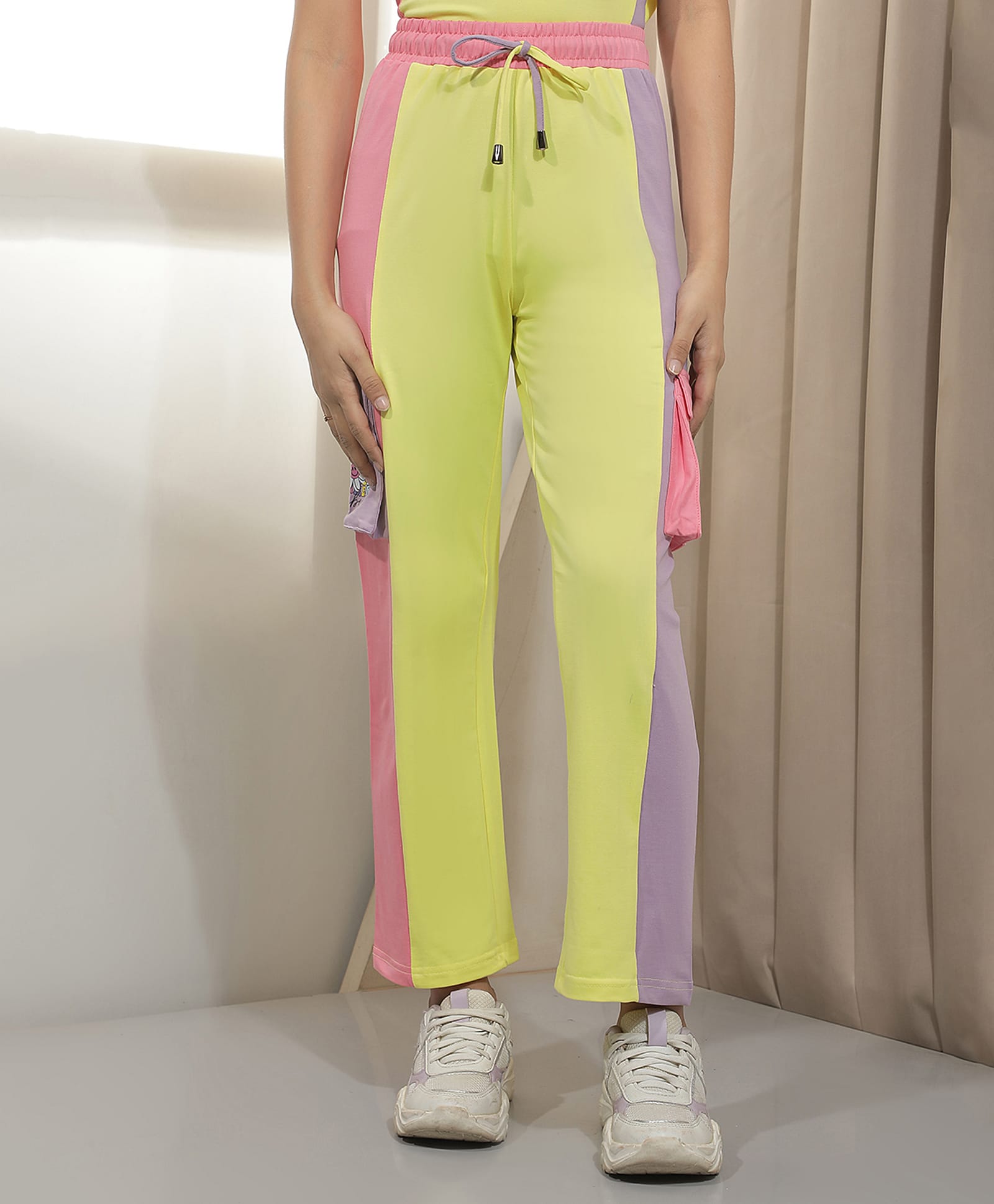 CRIMSOUNE CLUB Cotton Woven Colour Blocked Pants - Yellow-picture-10