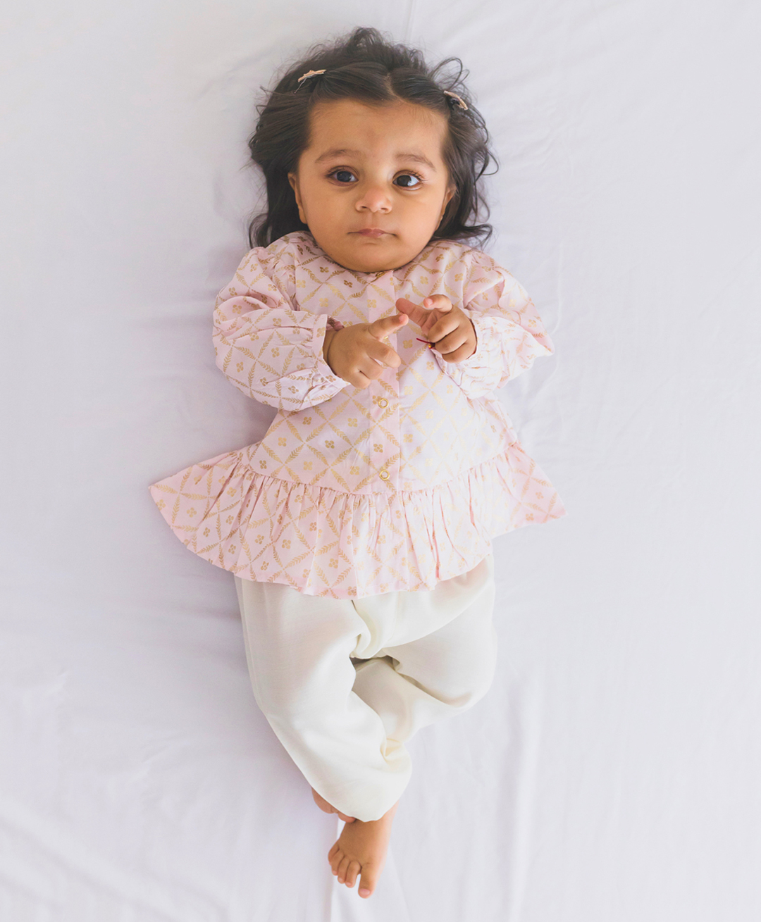 Tiber Taber Viscose Rayon Full Puffed Sleeves Floral Printed Kurti & Pyjamas - Pink-image-43