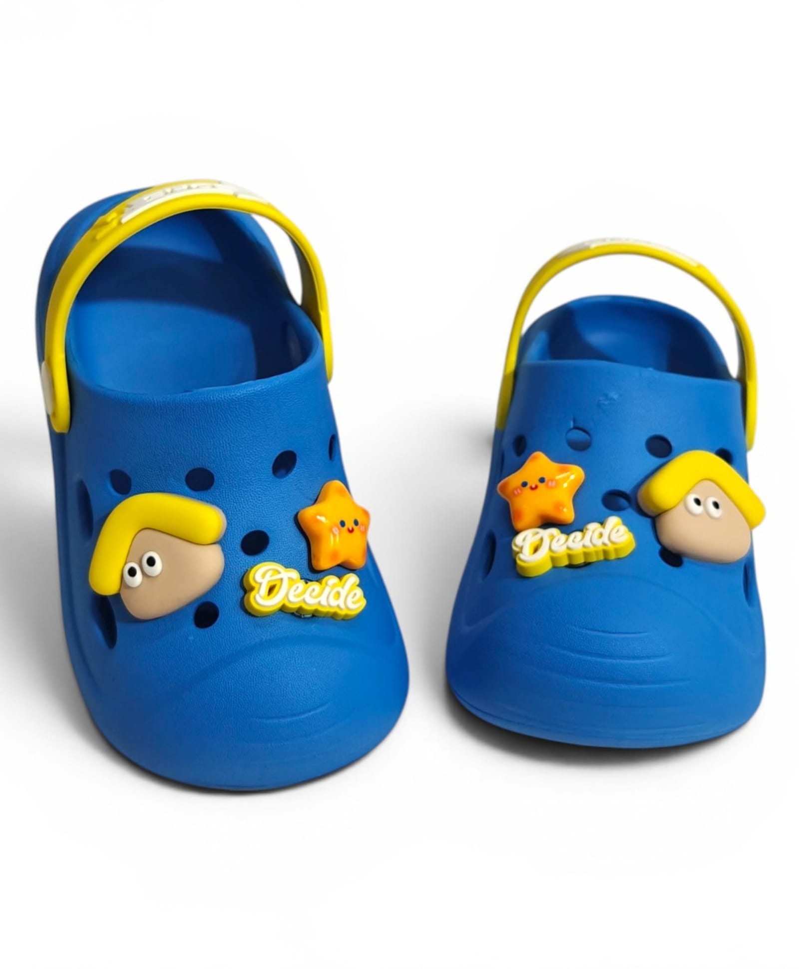 KIDLINGSS Star Applique Detailed Perforated Slingback Clogs - Blue-picture-16