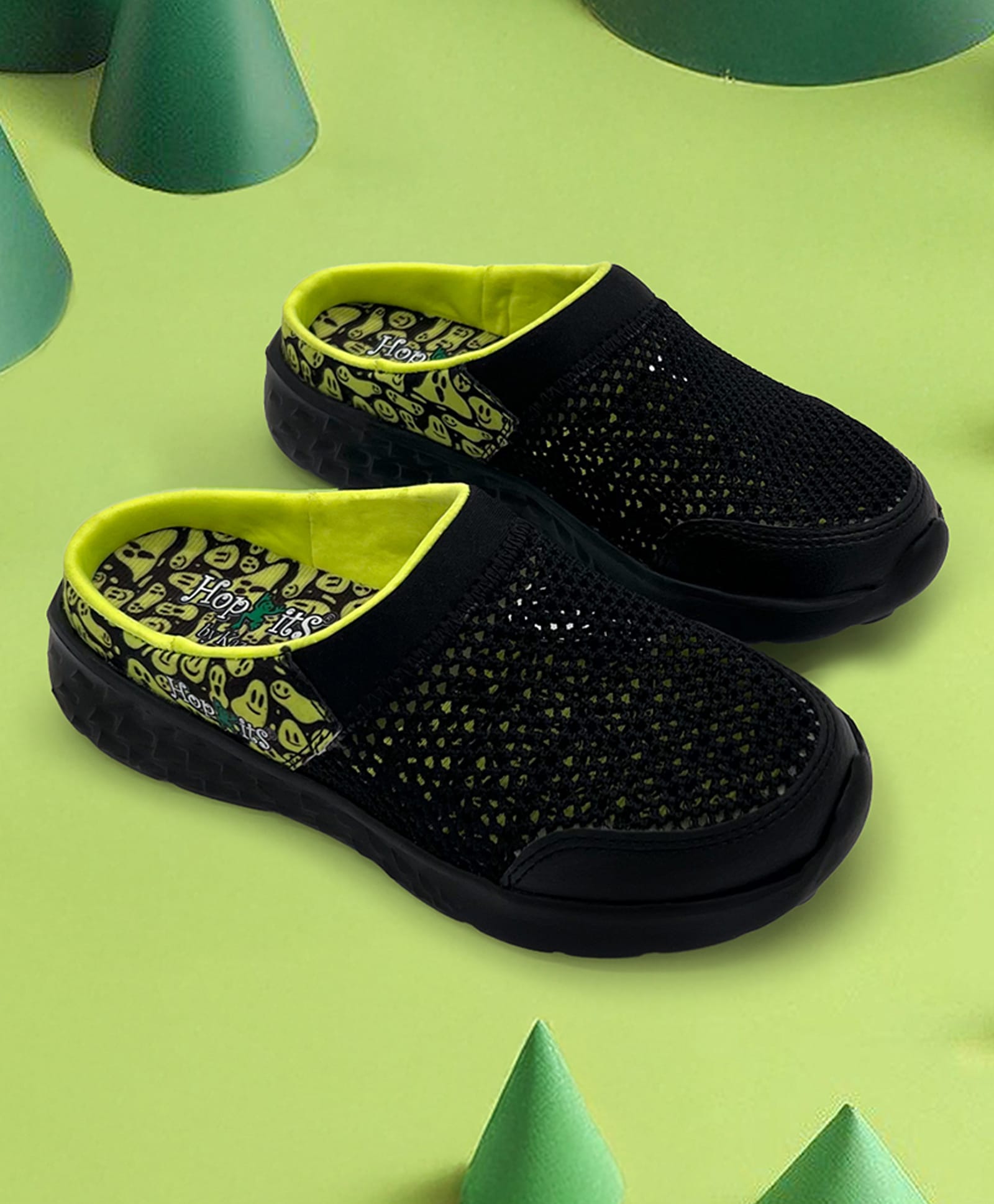Hopits Slip On Mesh Detailed & Ghost Printed Clogs - Black-image-32