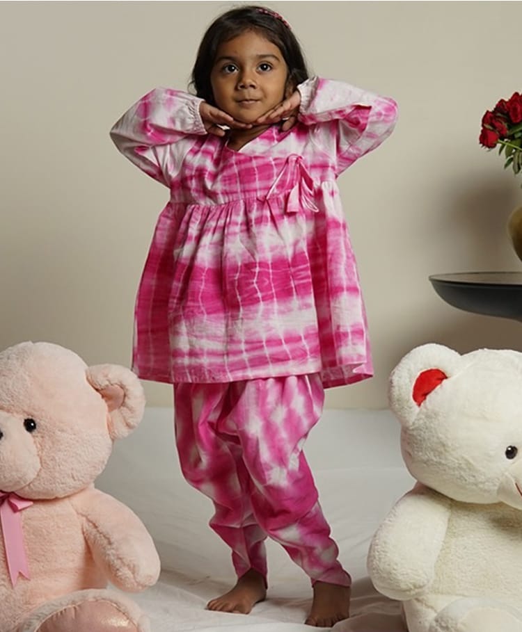 Cuddly cubs Cotton Woven Full Sleeves Tie Dye Kurti & Dhoti Set - Pink-image-16