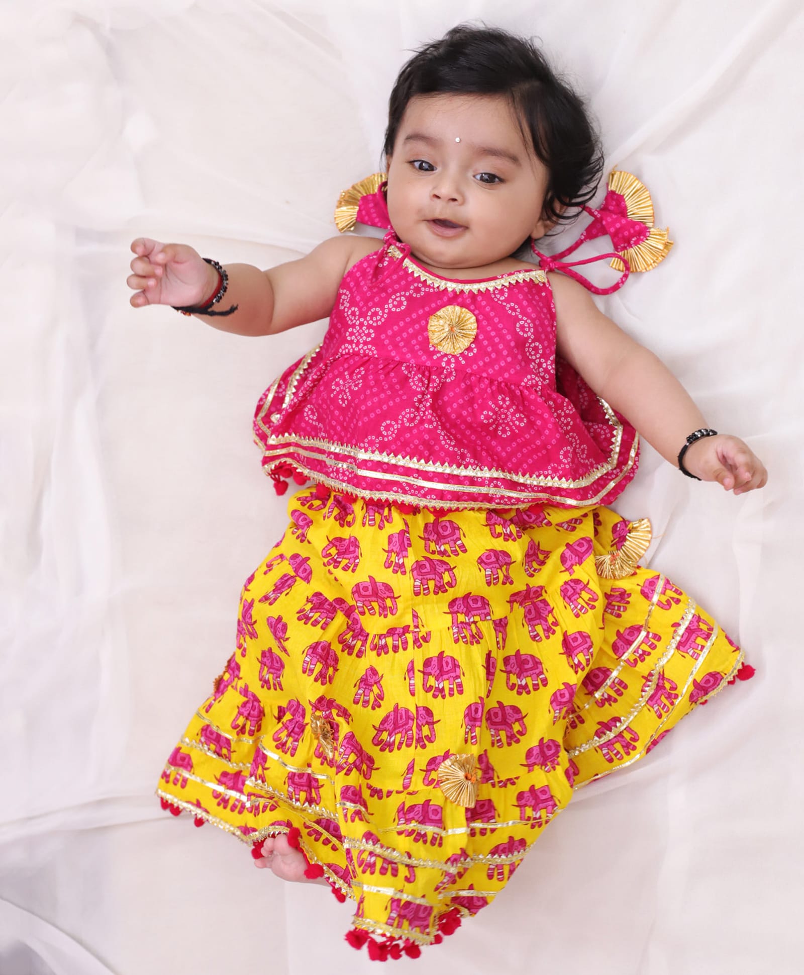BownBee Pure Cotton Woven Sleeveless Lace Embellished Bandhani Printed Choli & Lehenga Set - Pink-picture-15